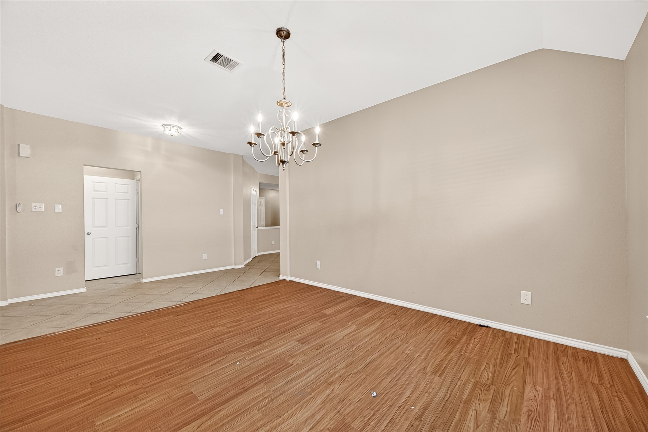 16715 Red Falls Circle Property Photo 8
