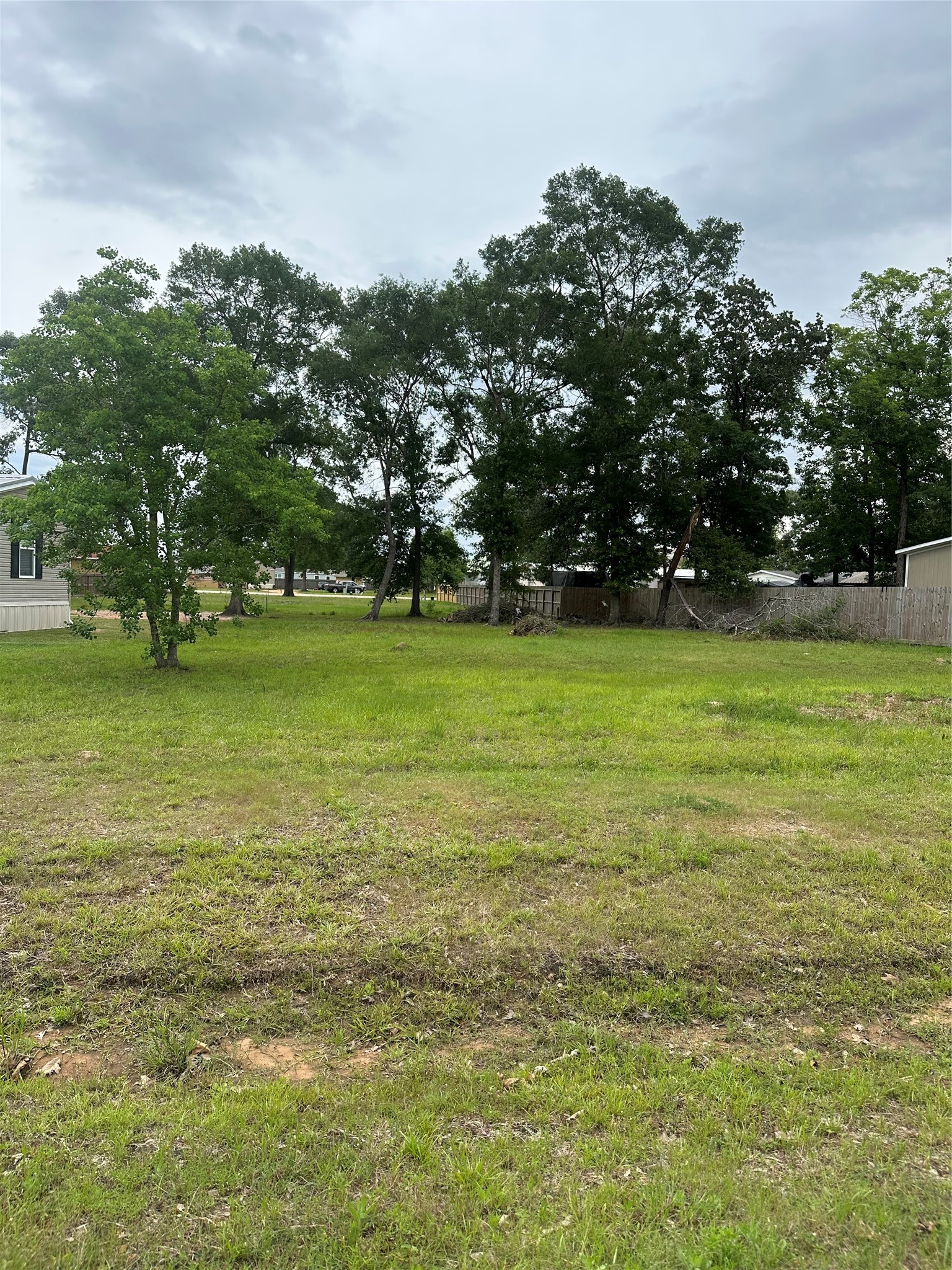 672 Wexford Drive Property Photo 3