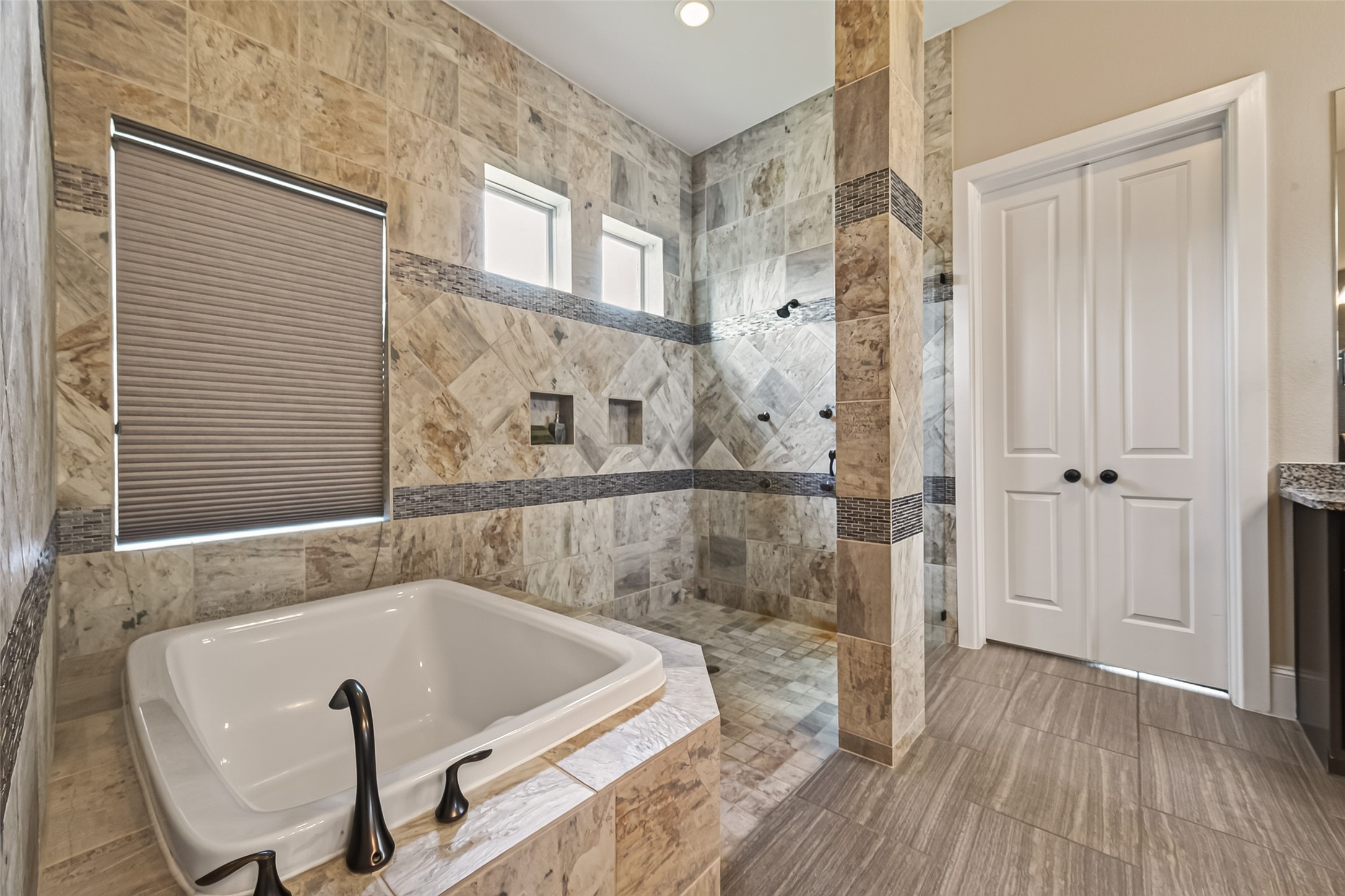 26930 Cheyenne Crest Lane Property Photo 34