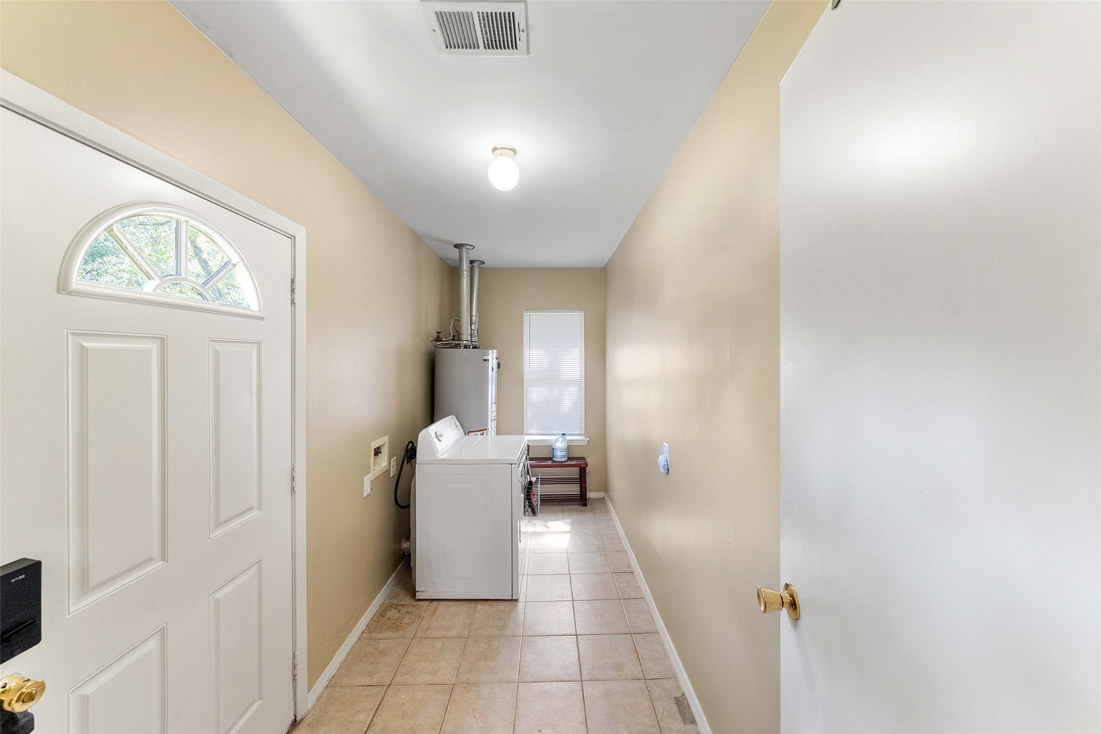 1105 Thomas Avenue Property Photo 8