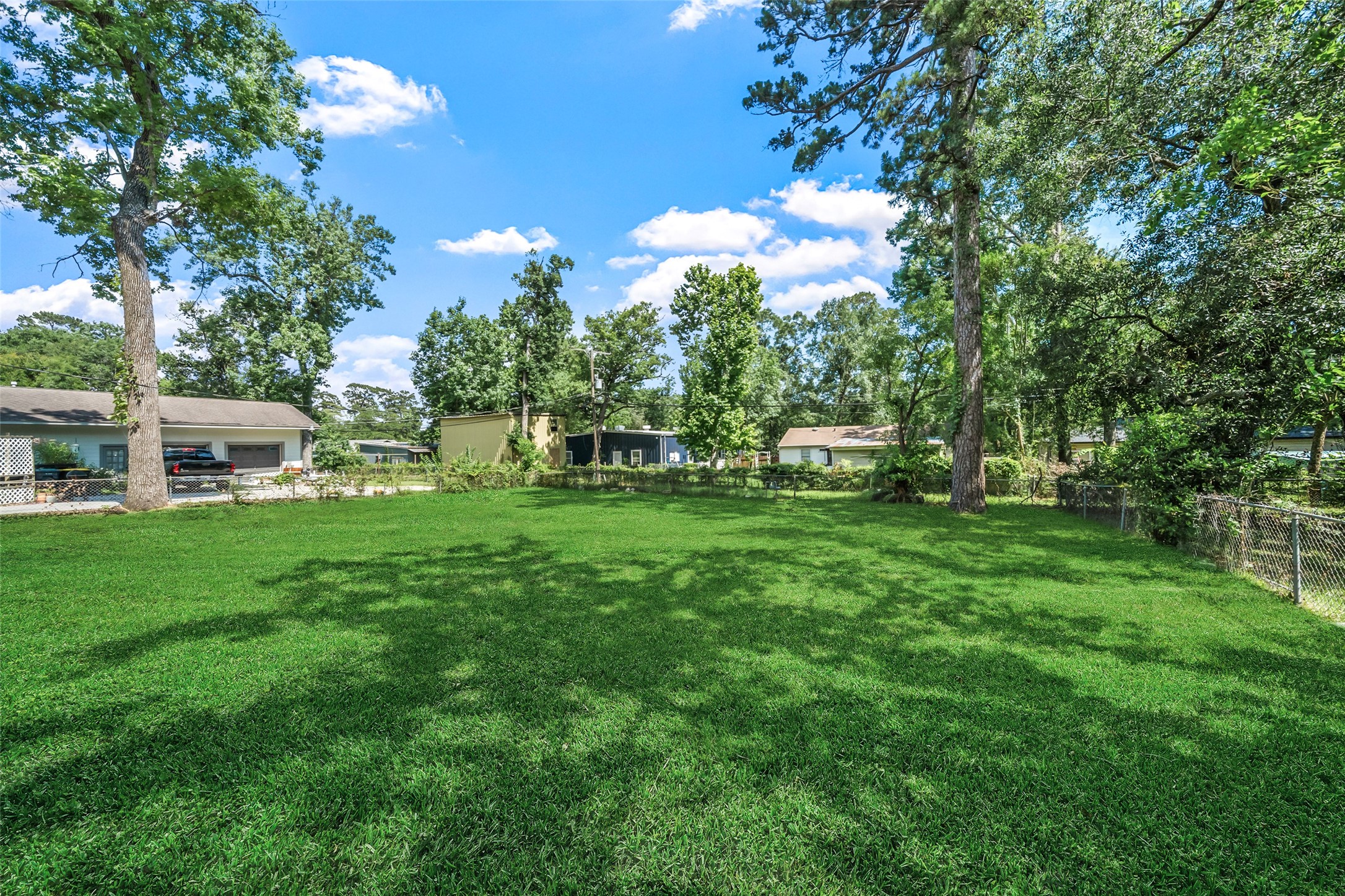 1105 Thomas Avenue Property Photo 10