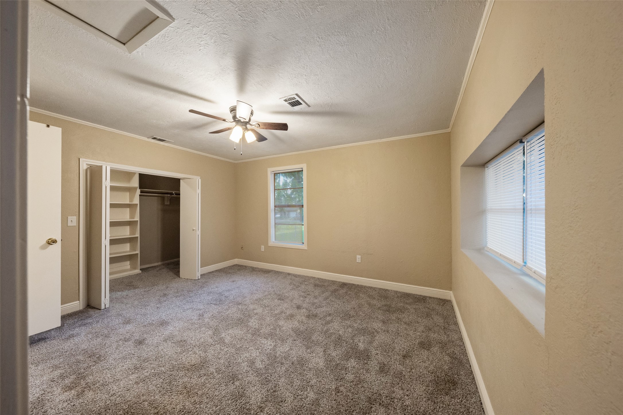 1105 Thomas Avenue Property Photo 15