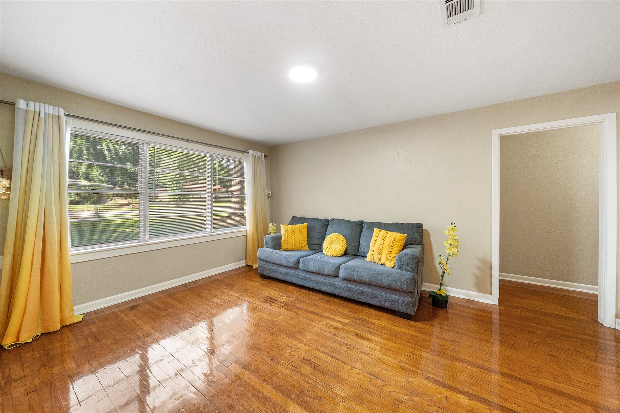 1105 Thomas Avenue Property Photo 19