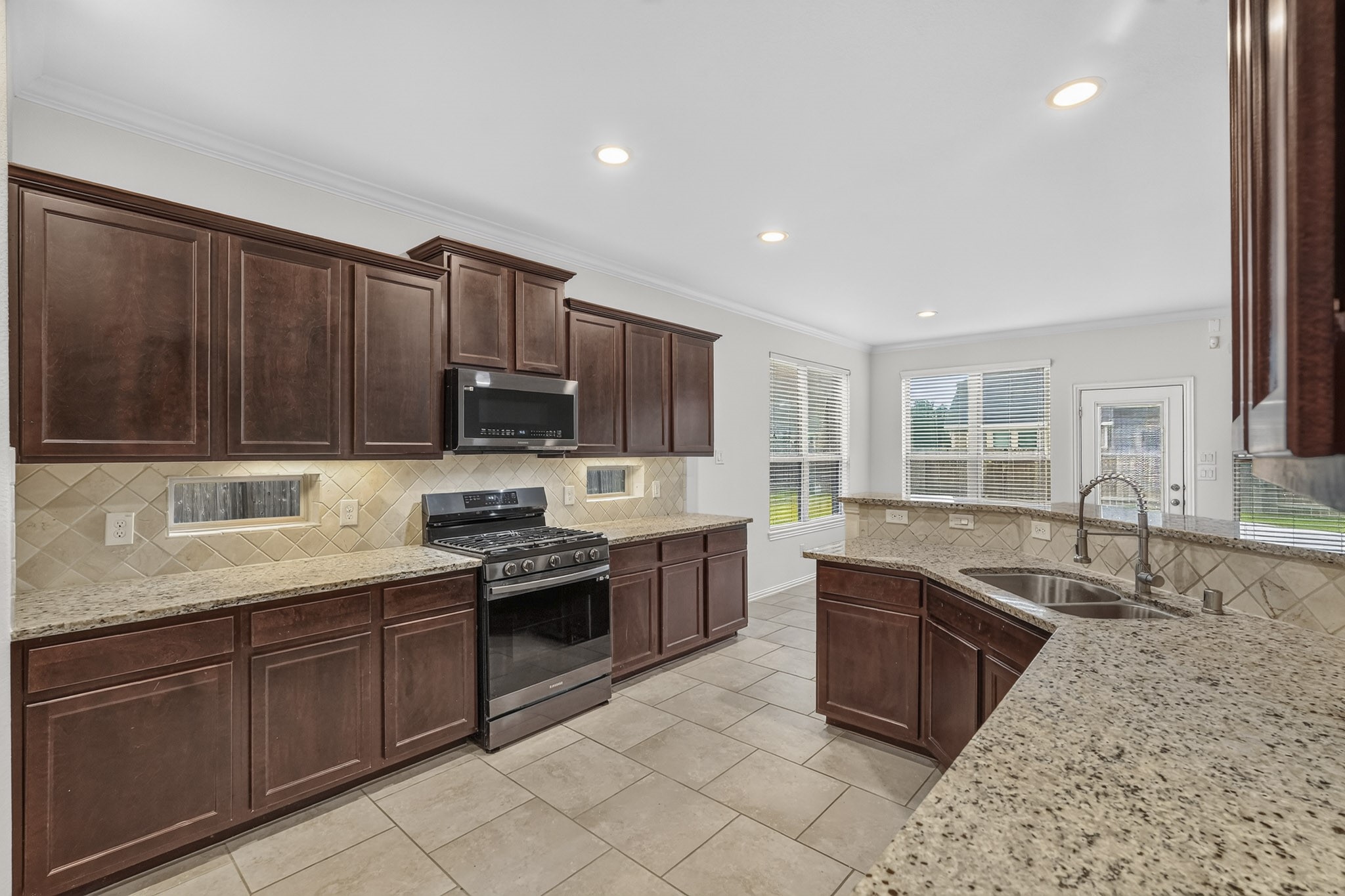 13302 Maywater Crest Court Property Photo 17