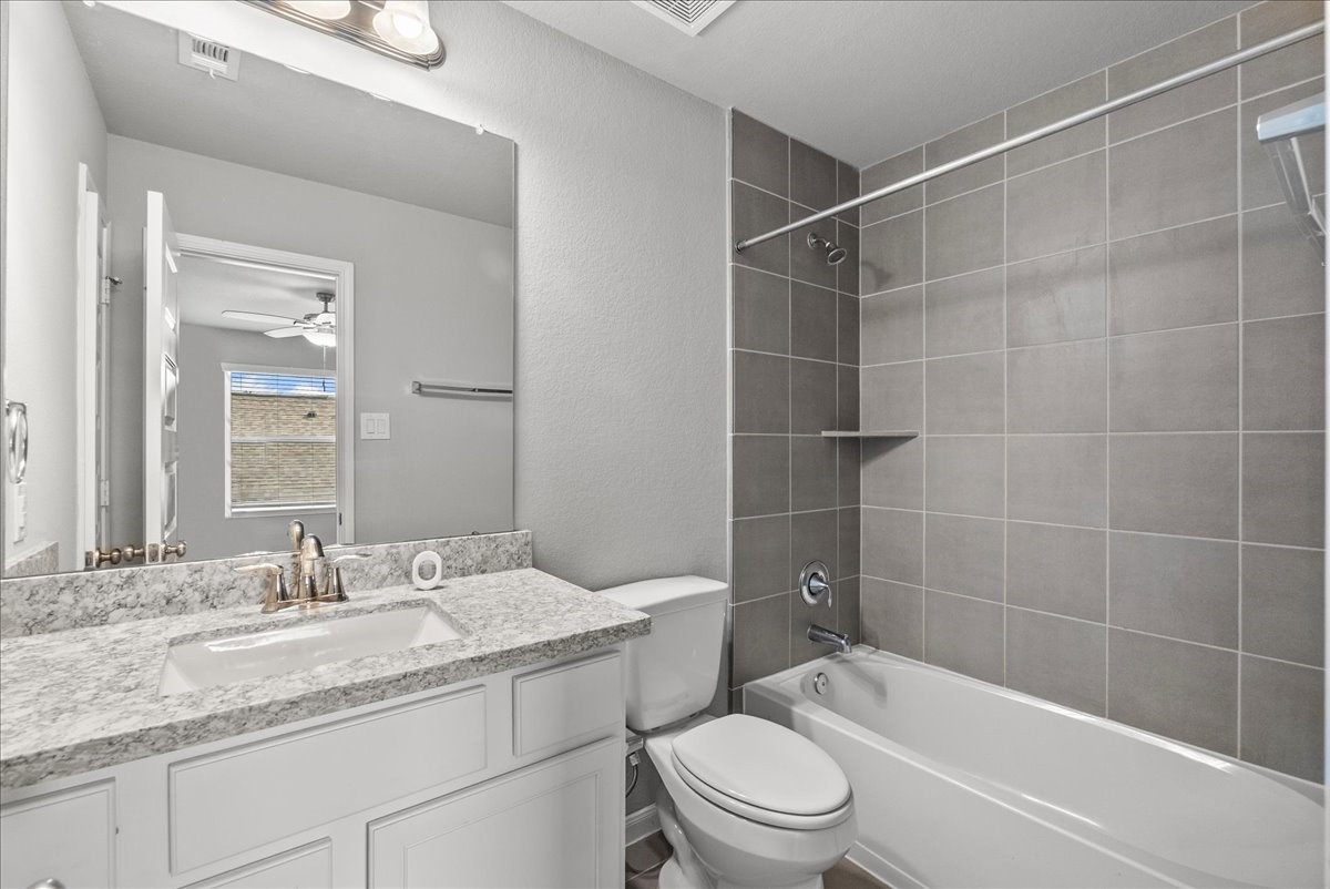 1833 Kenley Way Property Photo 29
