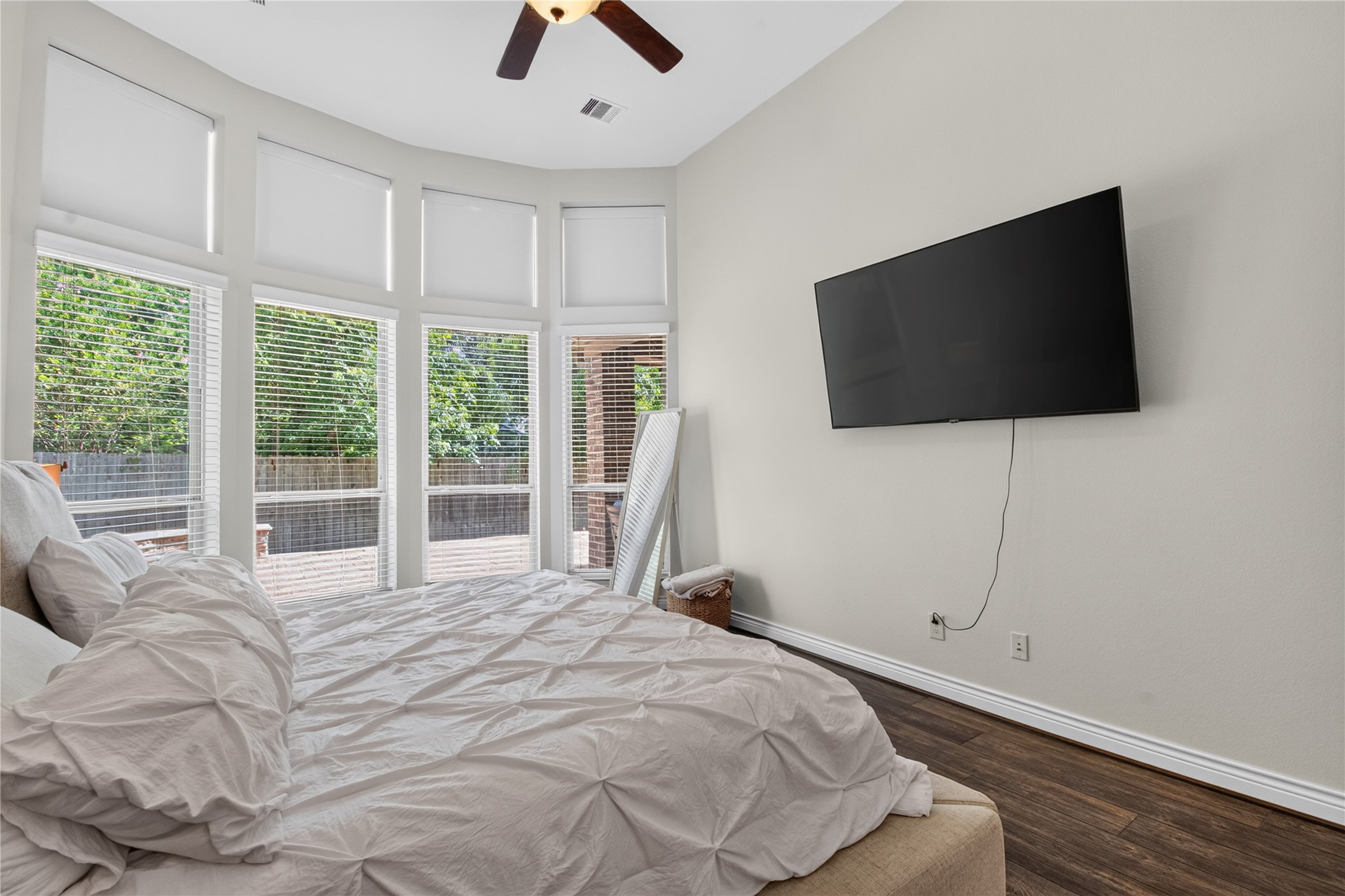164 Deerfield Meadow Drive Property Photo 24