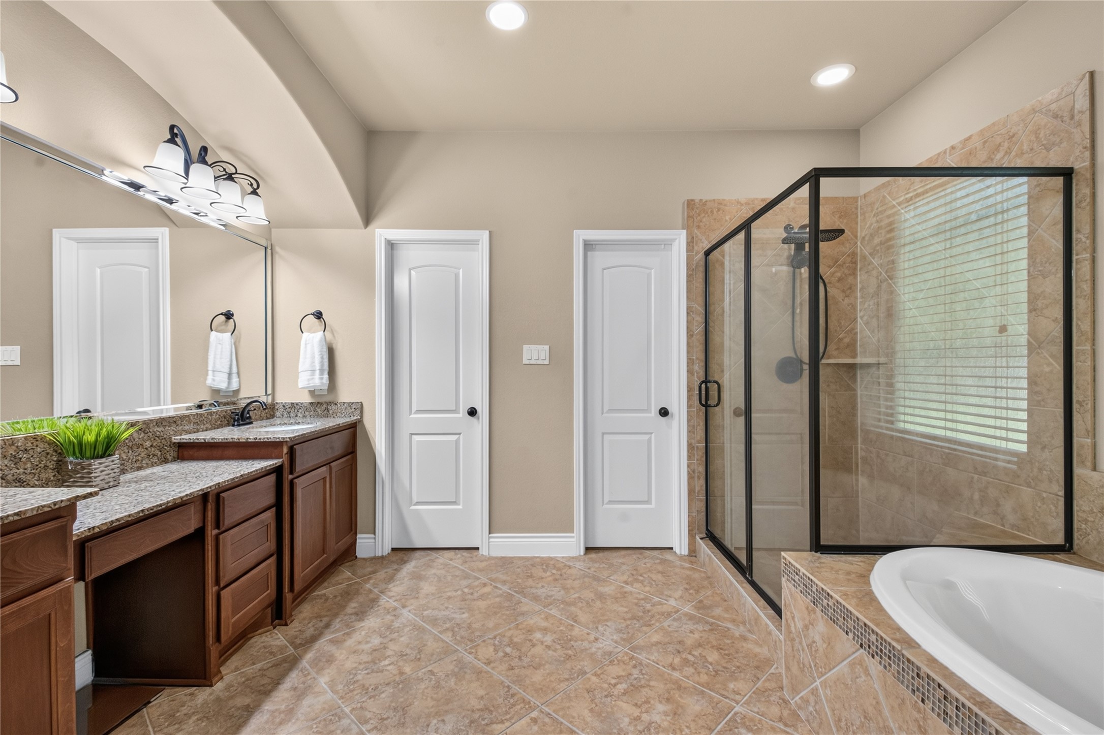 164 Deerfield Meadow Drive Property Photo 25