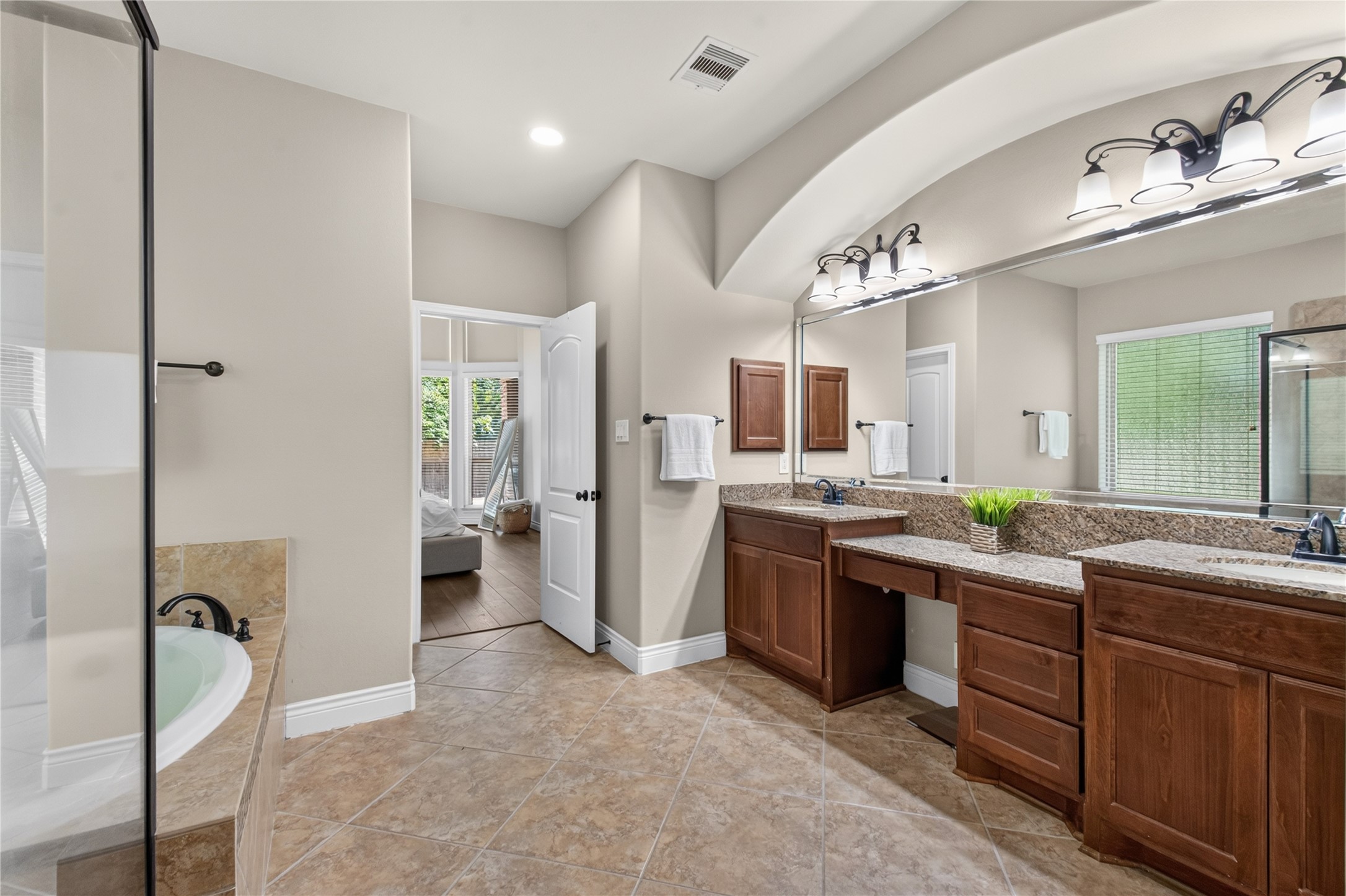 164 Deerfield Meadow Drive Property Photo 26