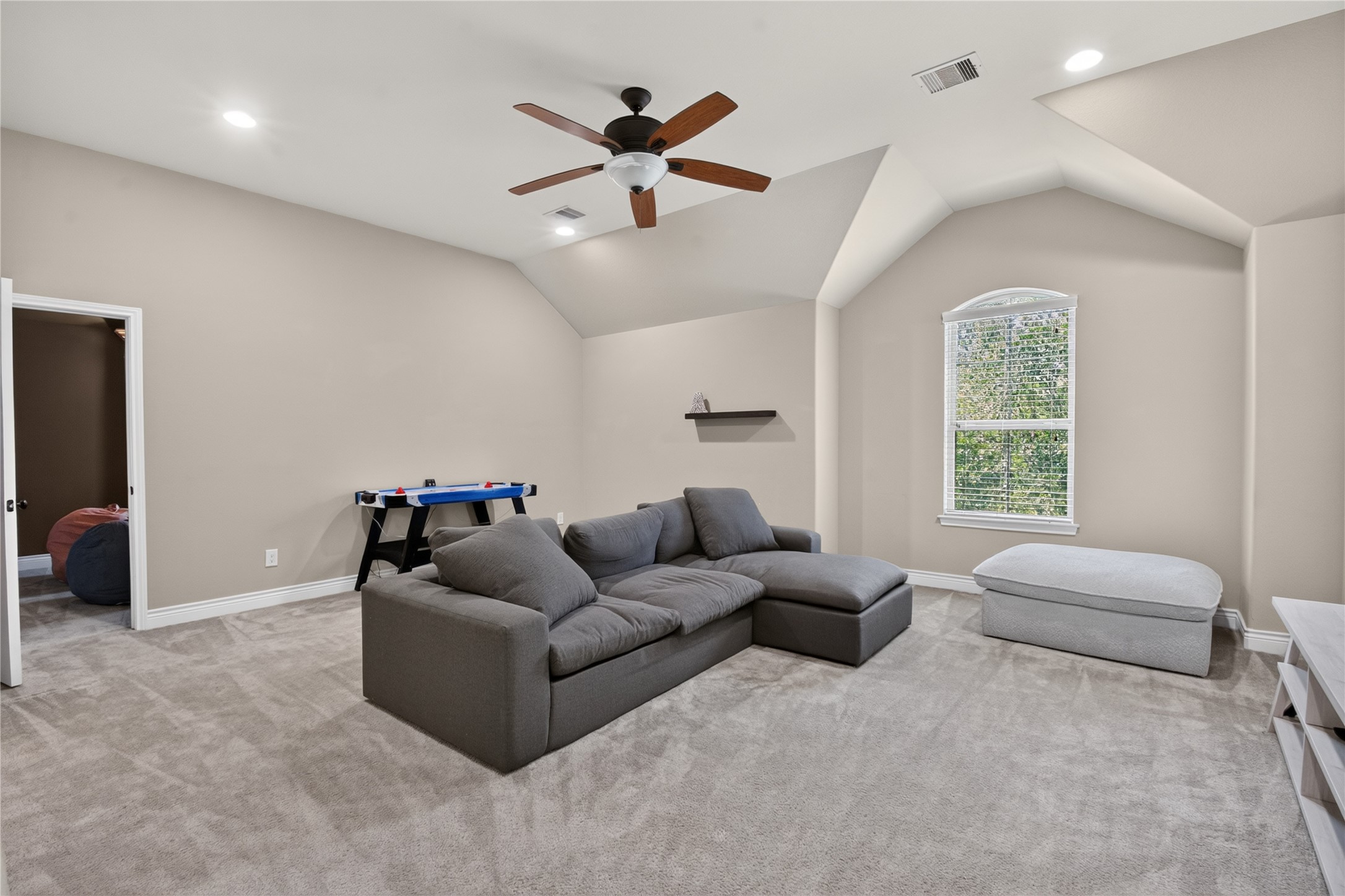 164 Deerfield Meadow Drive Property Photo 33