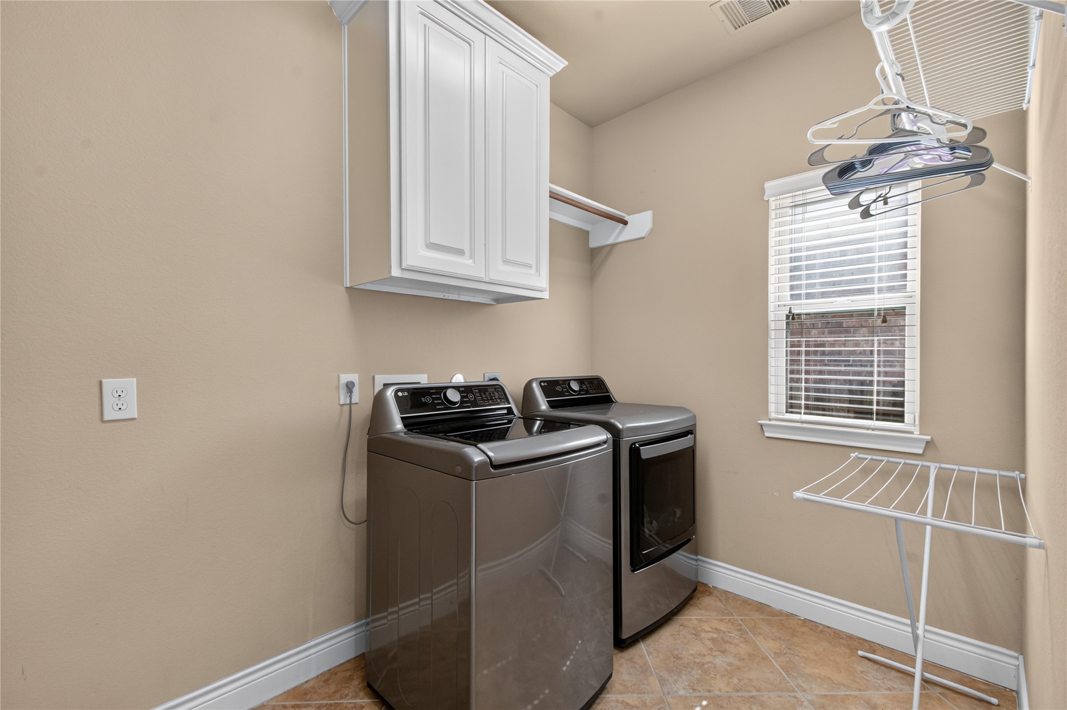 164 Deerfield Meadow Drive Property Photo 41