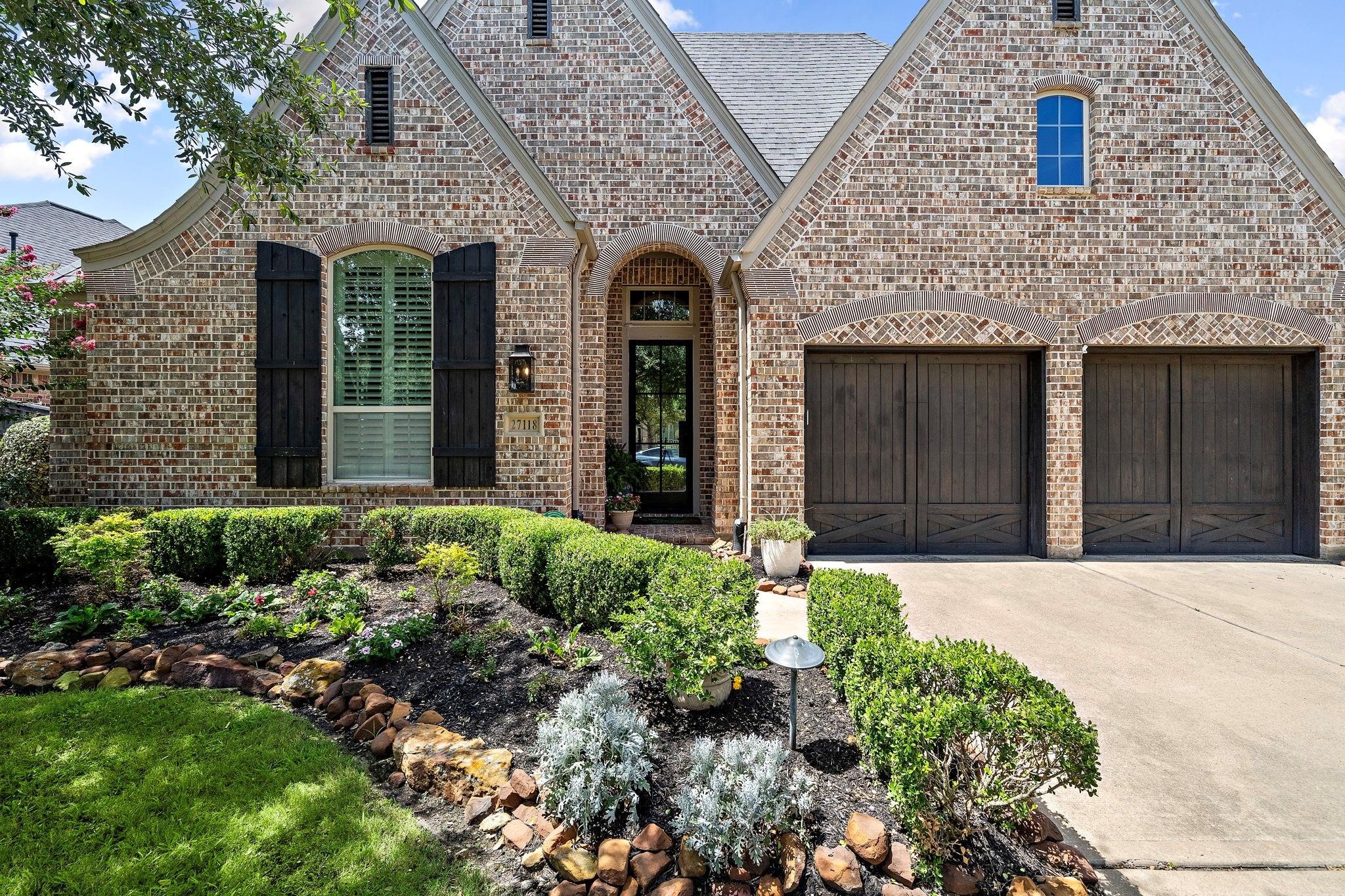 27118 Birch Pine Court Property Photo 1