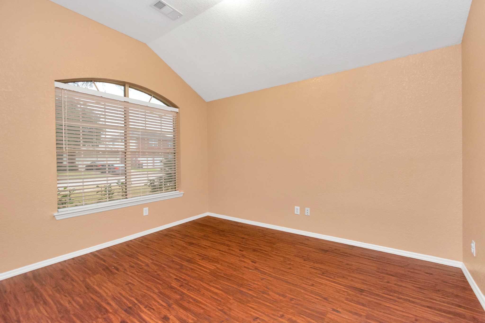 8506 Chancellorsville Lane Property Photo 6