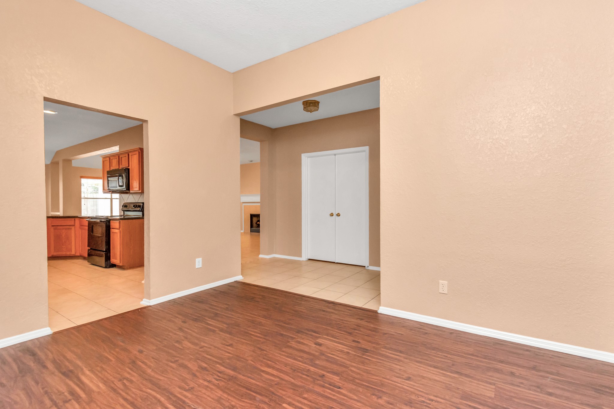 8506 Chancellorsville Lane Property Photo 7