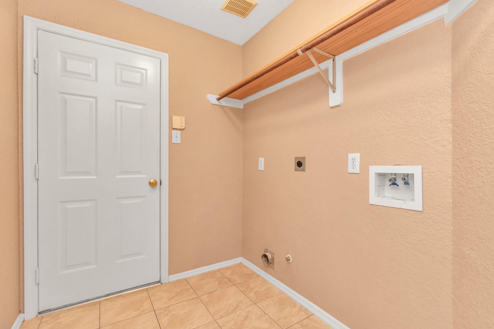 8506 Chancellorsville Lane Property Photo 32