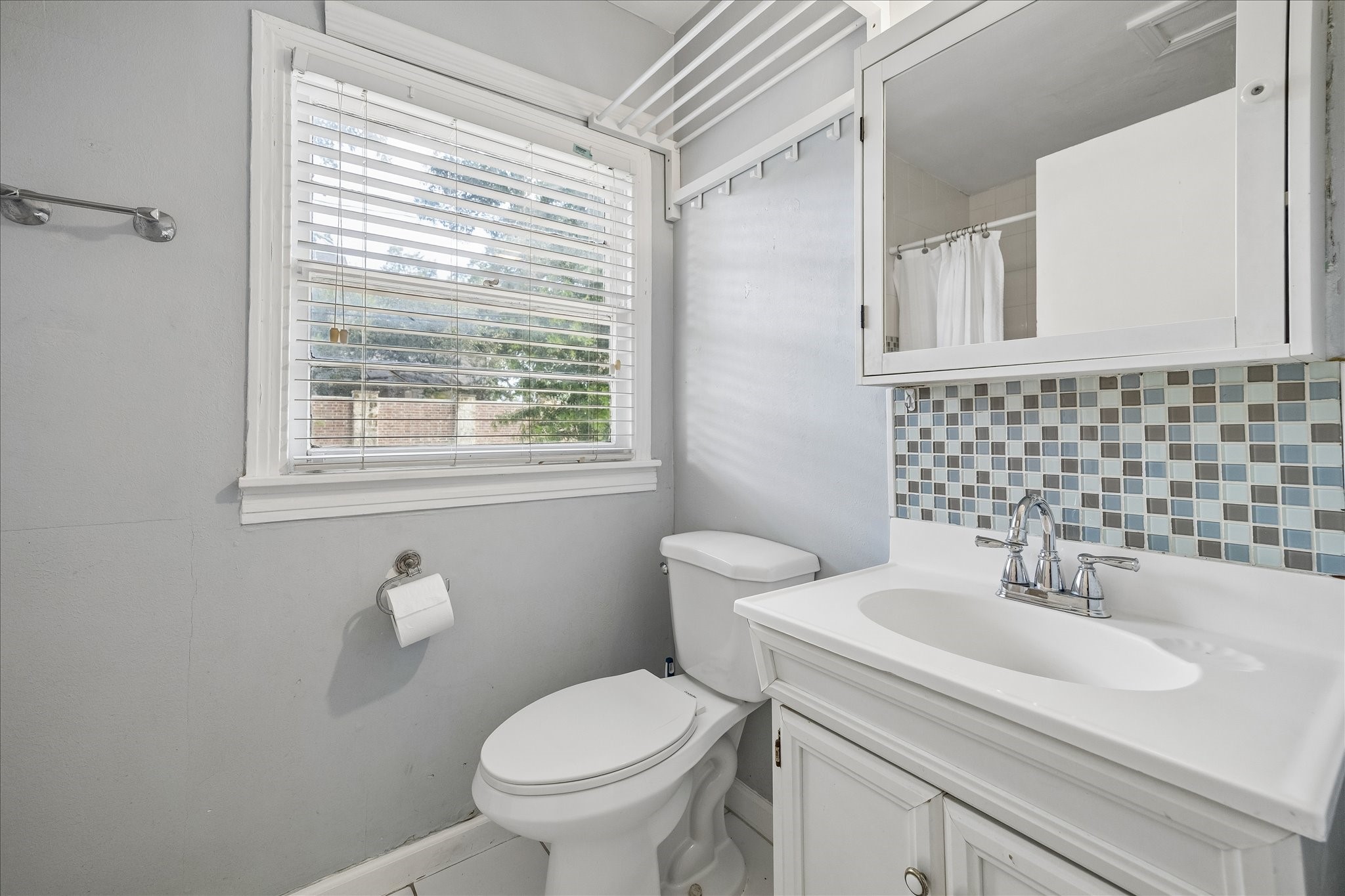 6621 Westview Property Photo 14