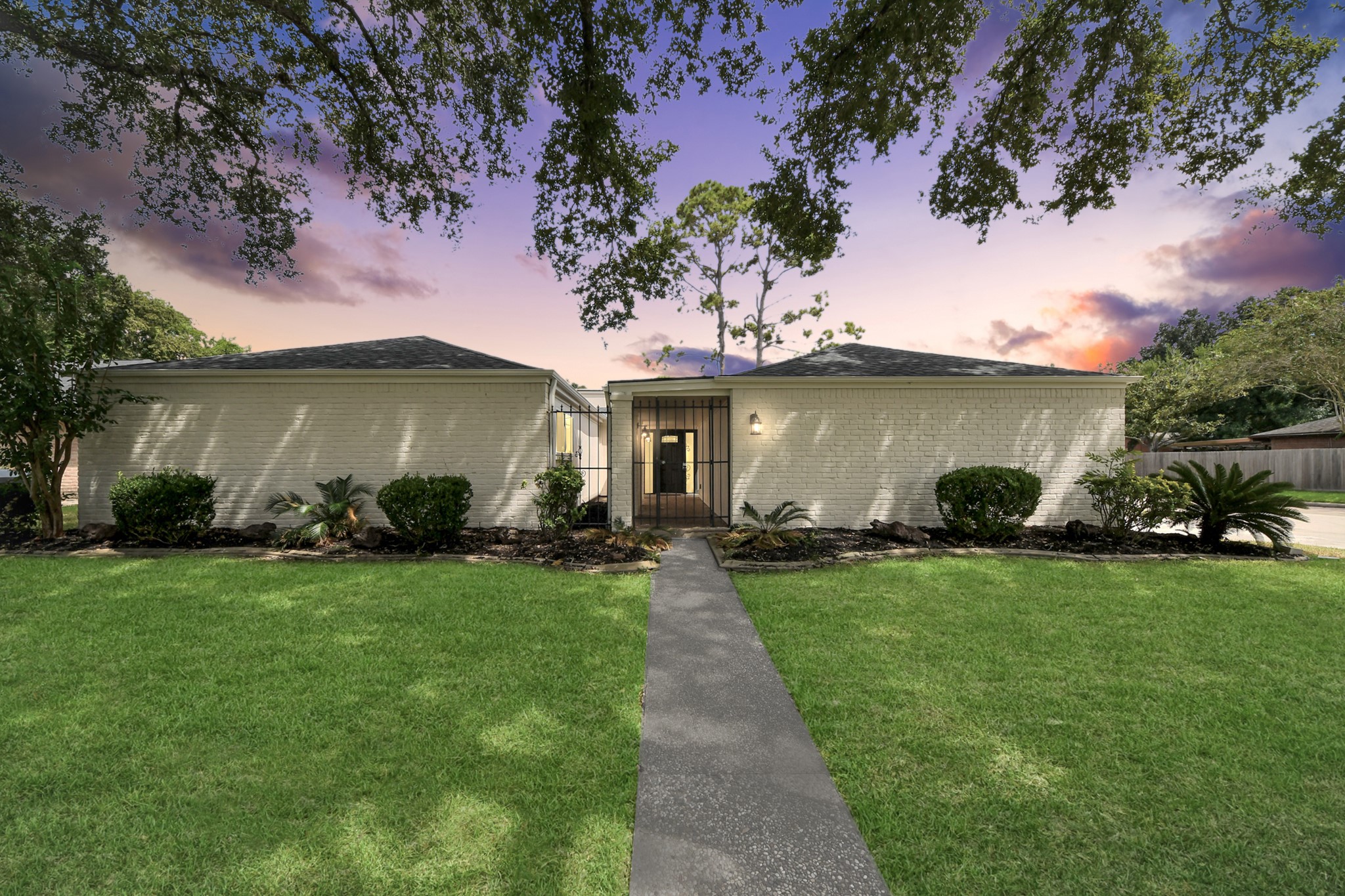 2302 Quail Valley East Drive Property Photo 7
