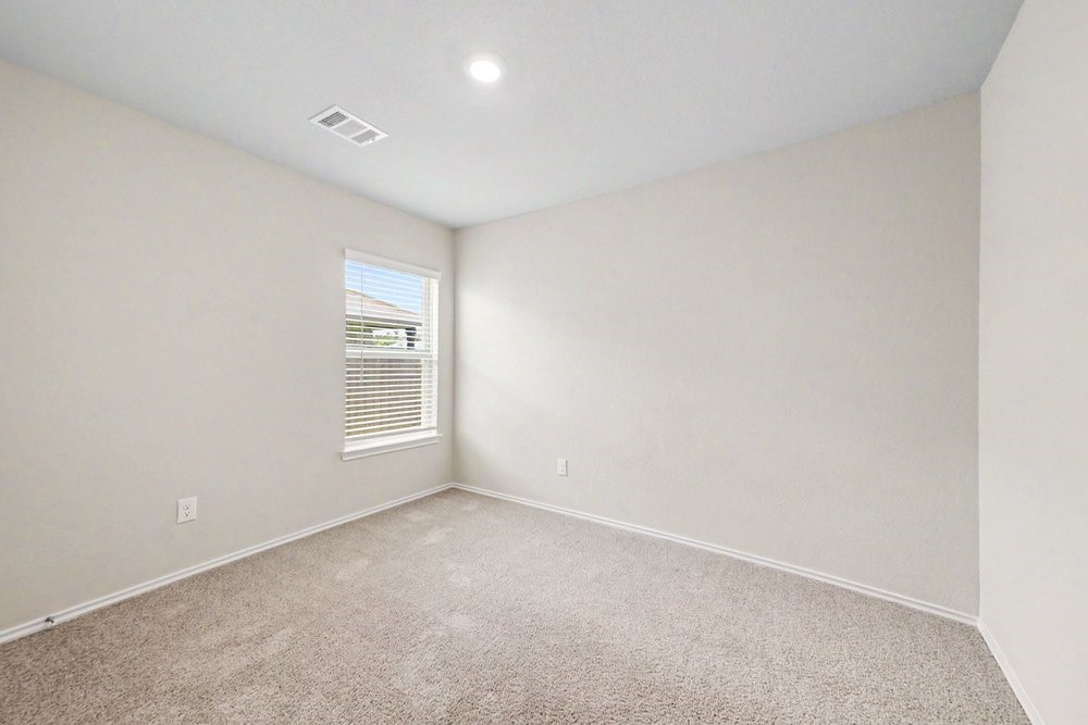 260 Gallant Front Trail Property Photo 2