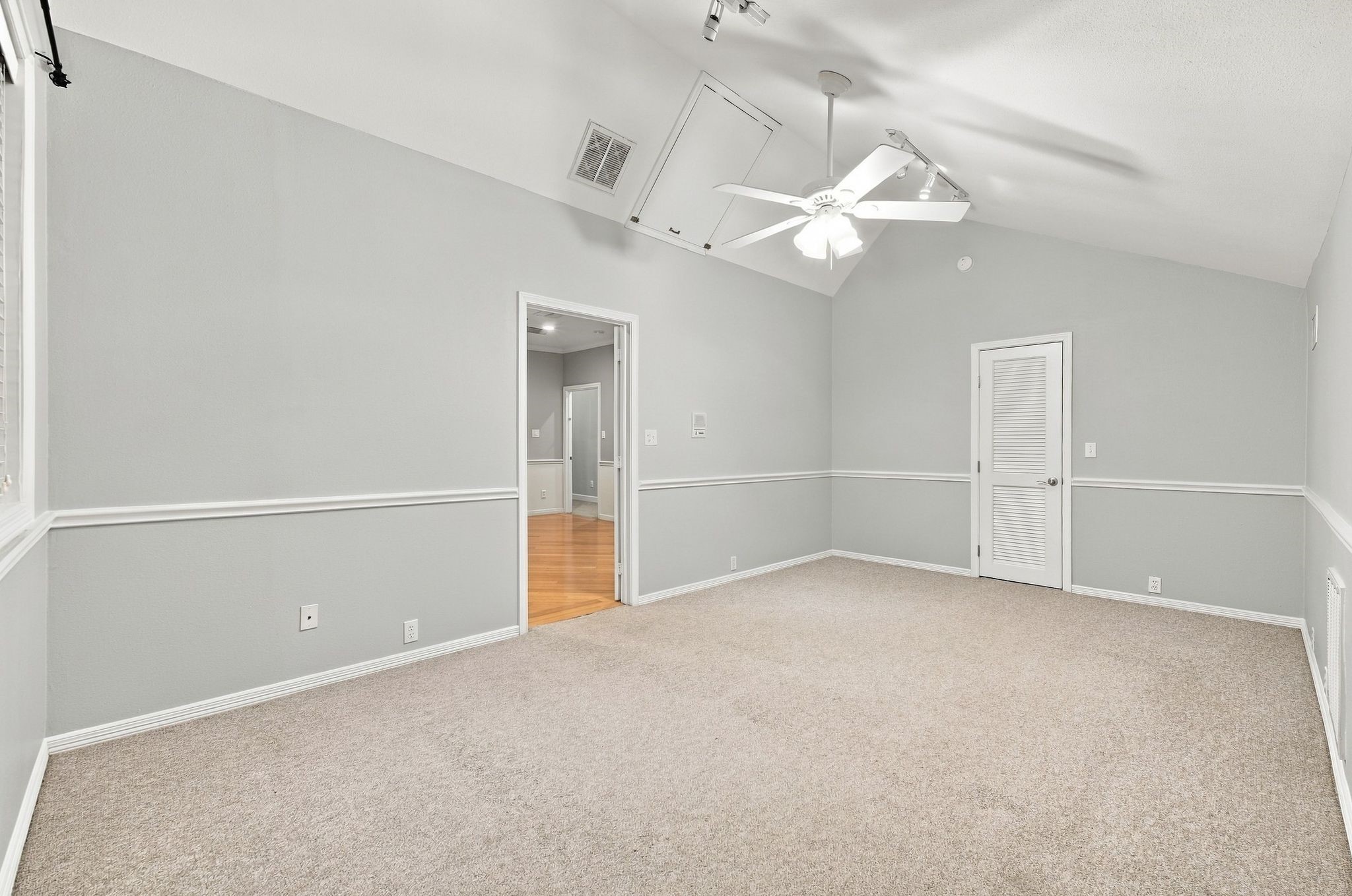 920 Grove Road Property Photo 38