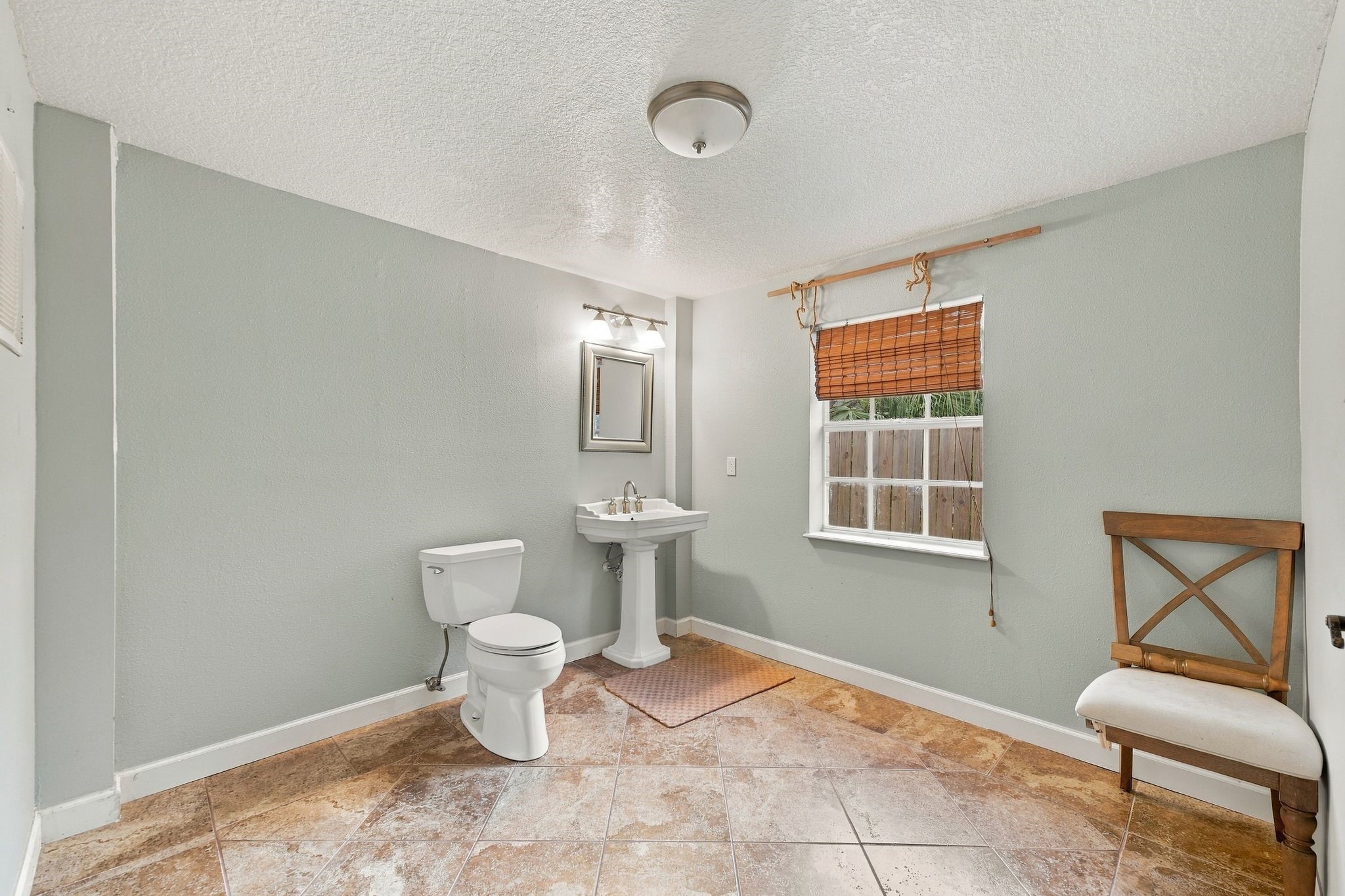 920 Grove Road Property Photo 42