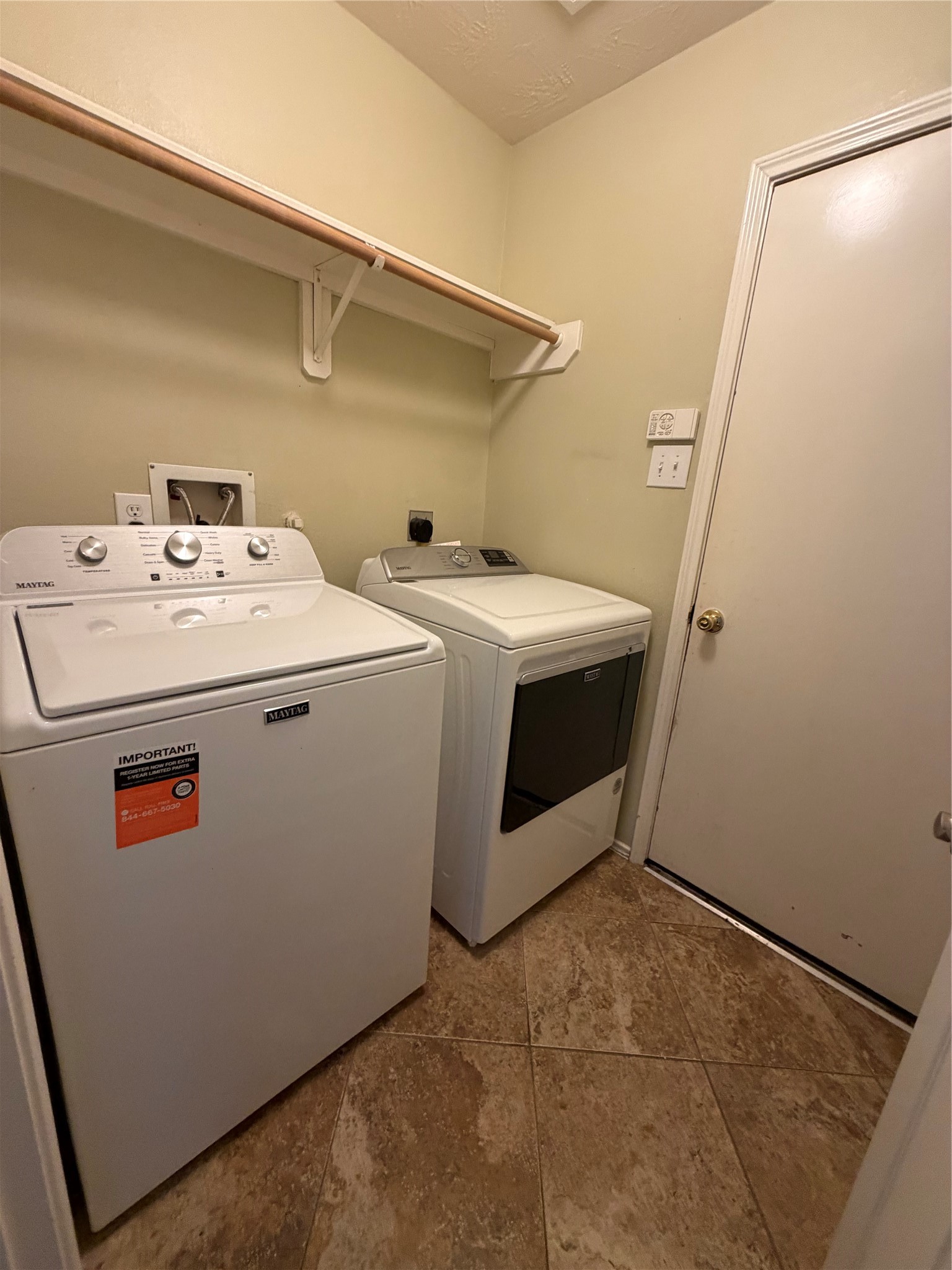 7739 Hunters Peak Lane Property Photo 12