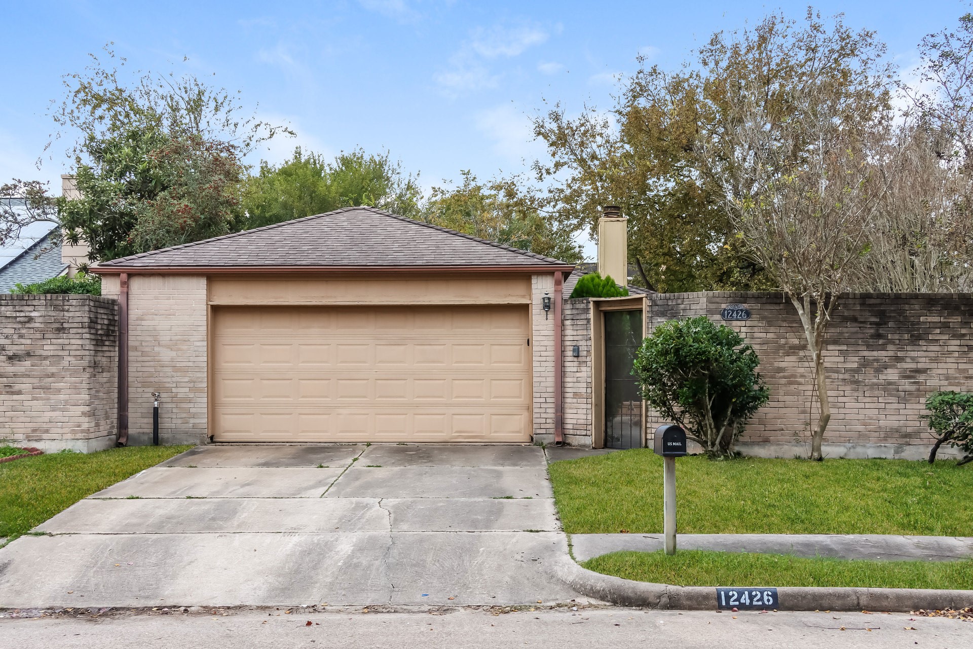 12426 Sungate Lane Property Photo 1