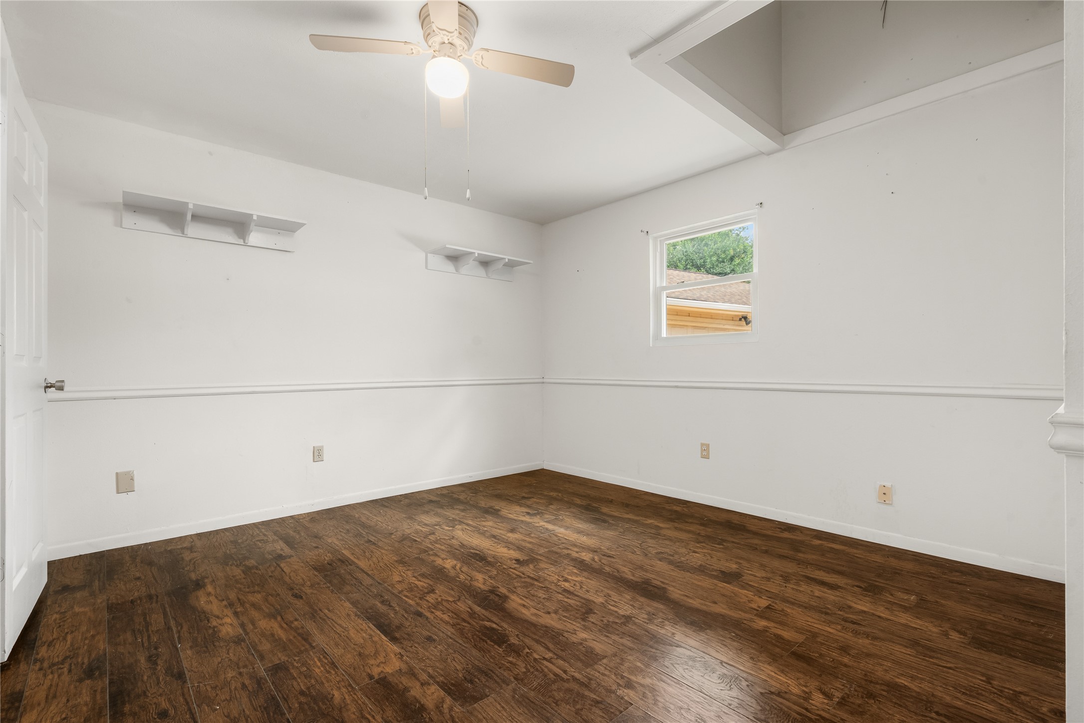 15619 Boulder Oaks Drive Property Photo 19