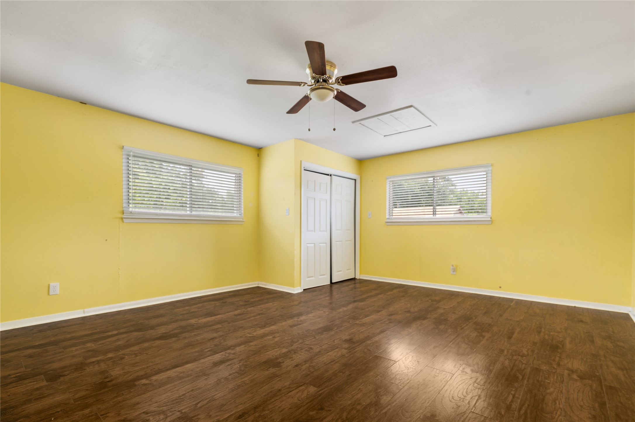 15619 Boulder Oaks Drive Property Photo 24