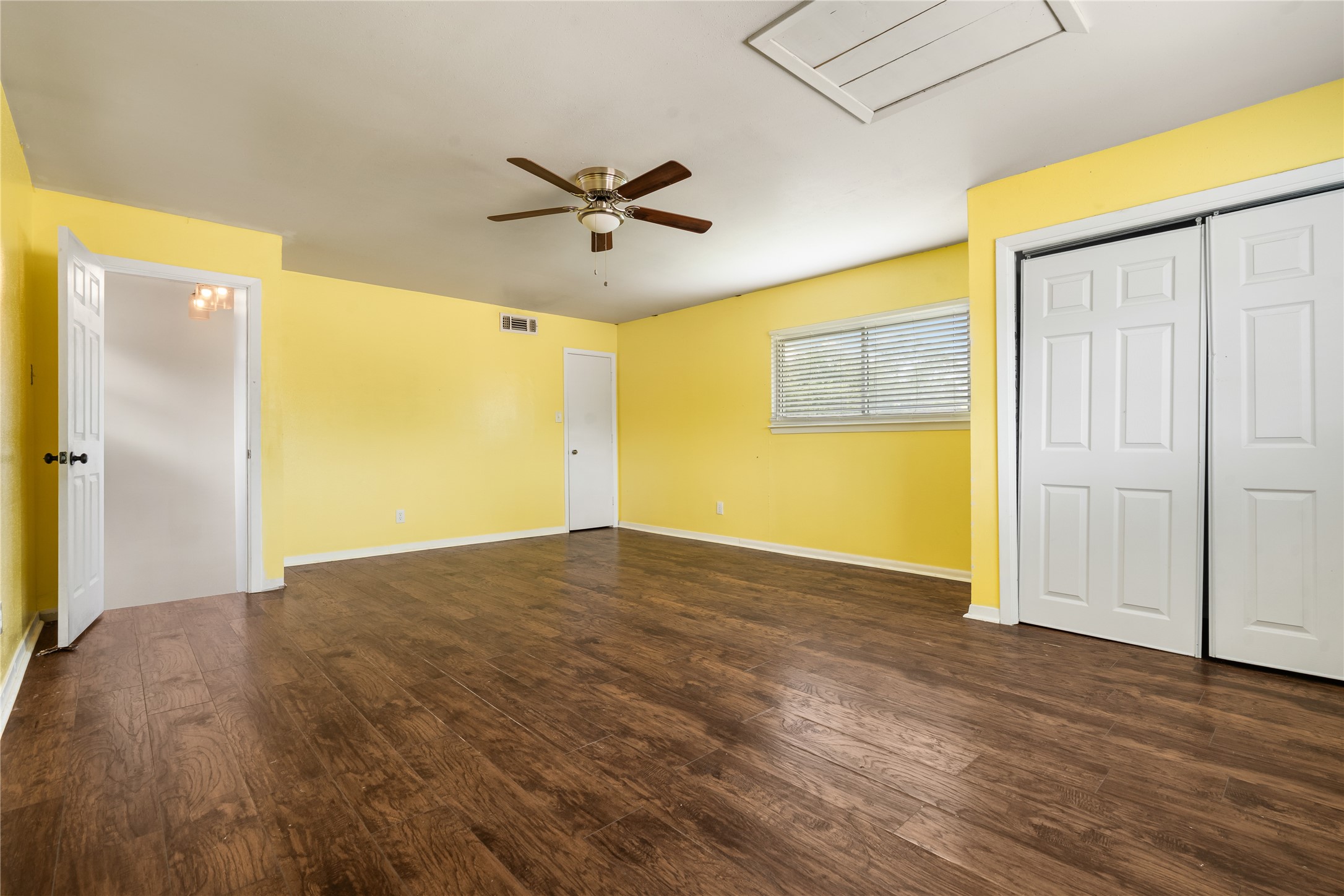 15619 Boulder Oaks Drive Property Photo 26