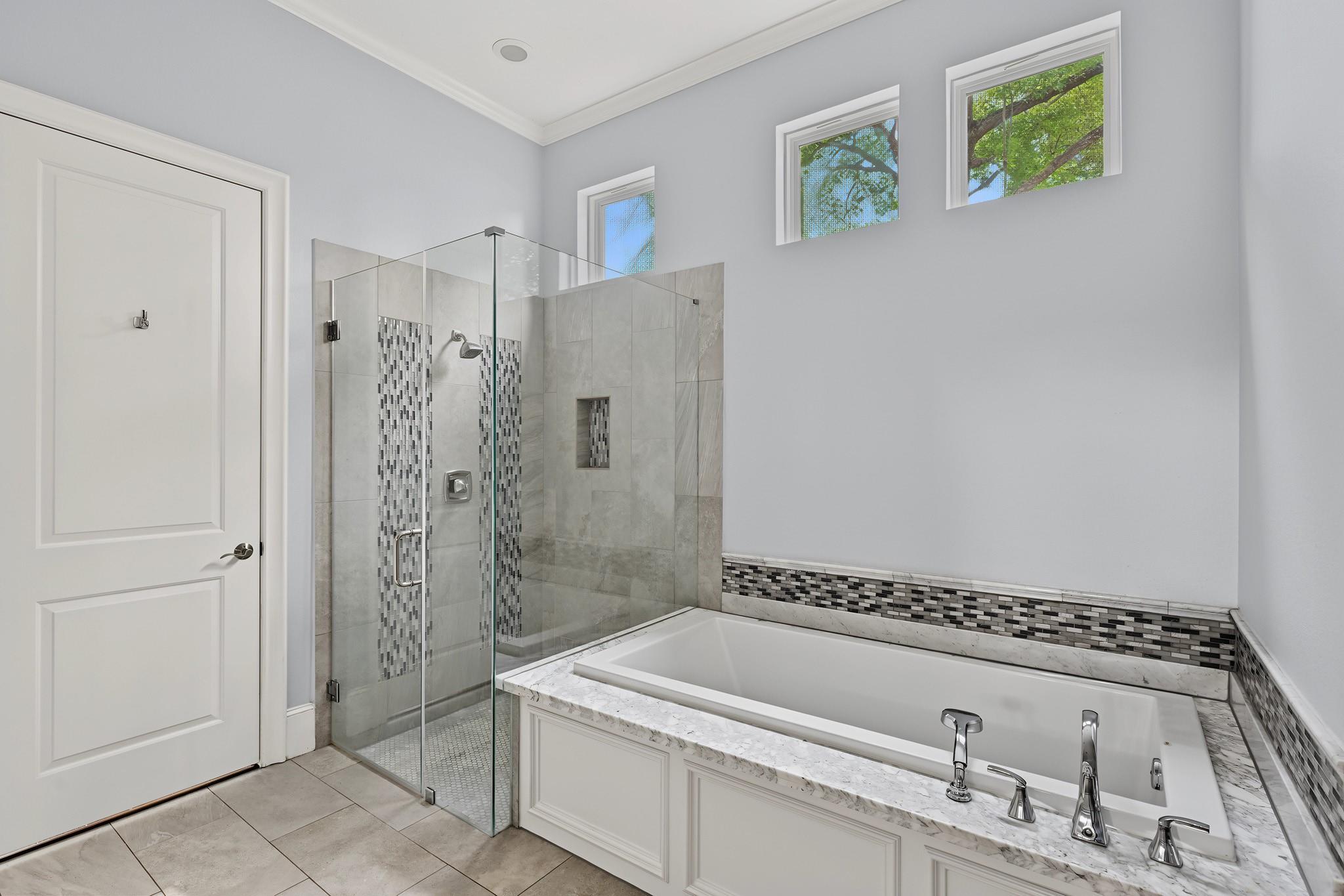 818 W 43rd Street, Houston Tx 77018 Property Photo 17