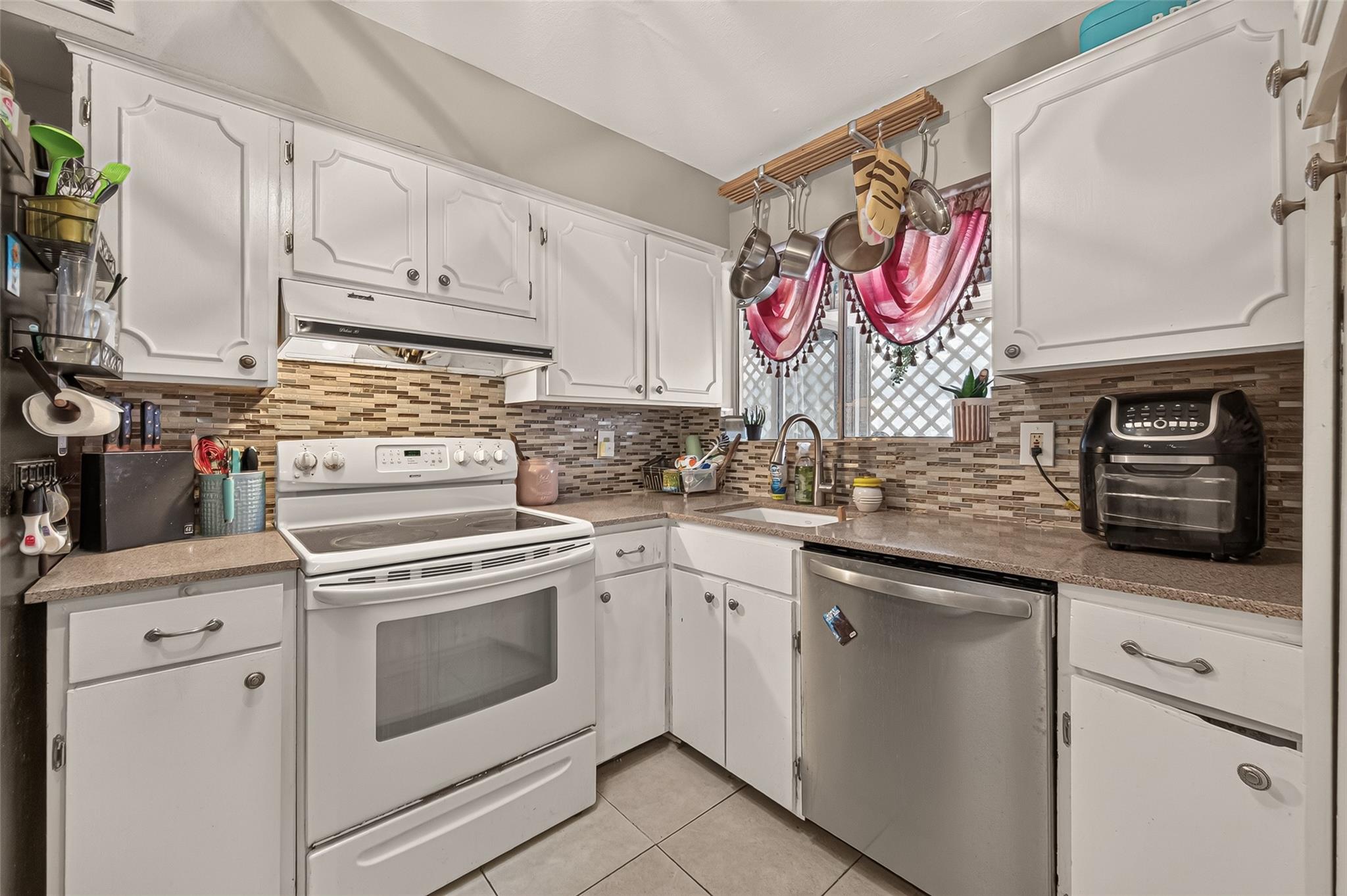2511 Marilee Lane # 4, Houston Tx 77057 Property Photo 13