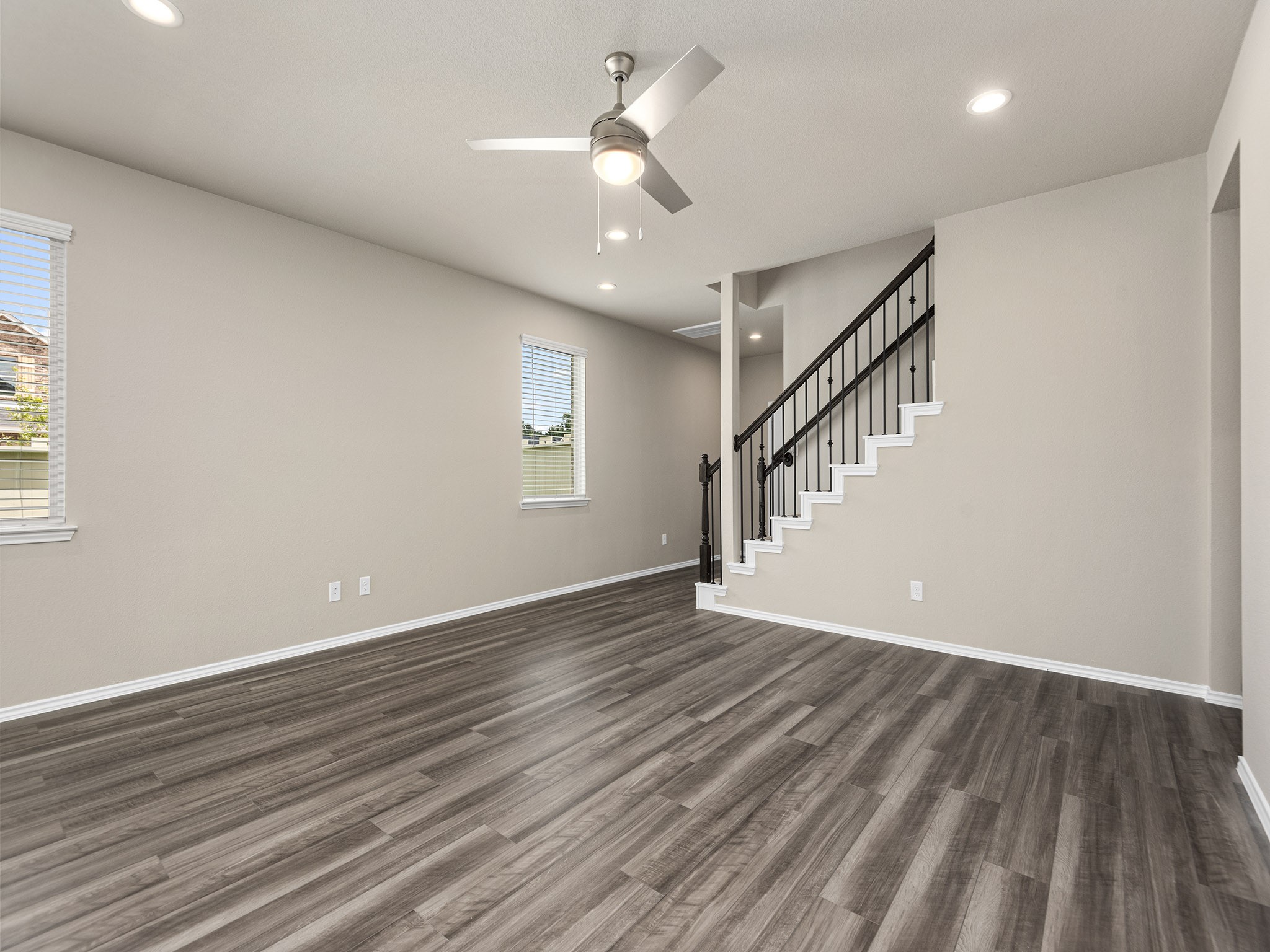 9278 Inland Leather Lane Property Photo 13