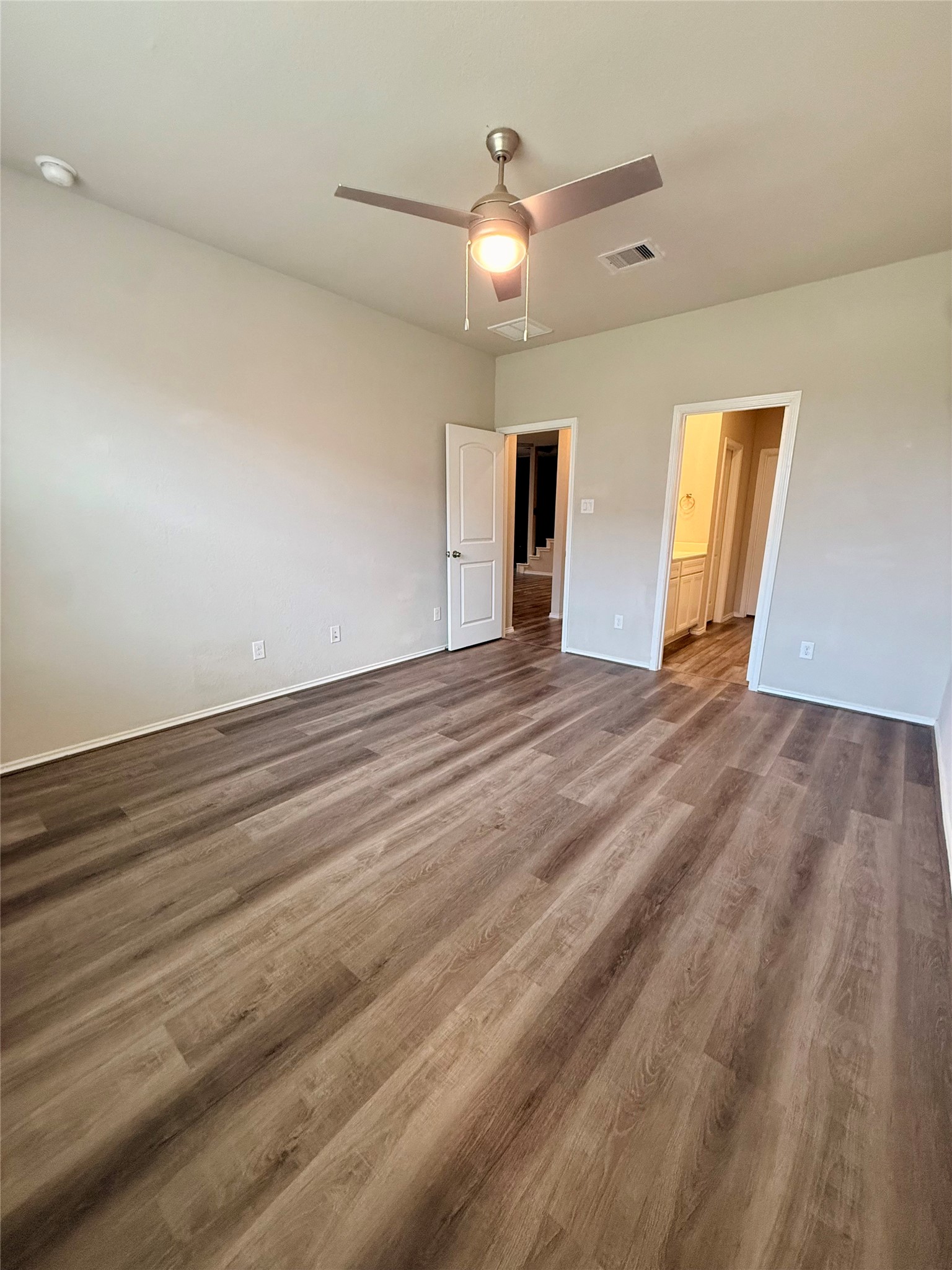 9278 Inland Leather Lane Property Photo 17