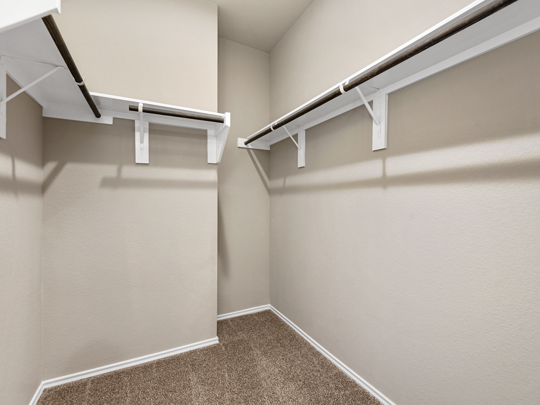 9278 Inland Leather Lane Property Photo 22