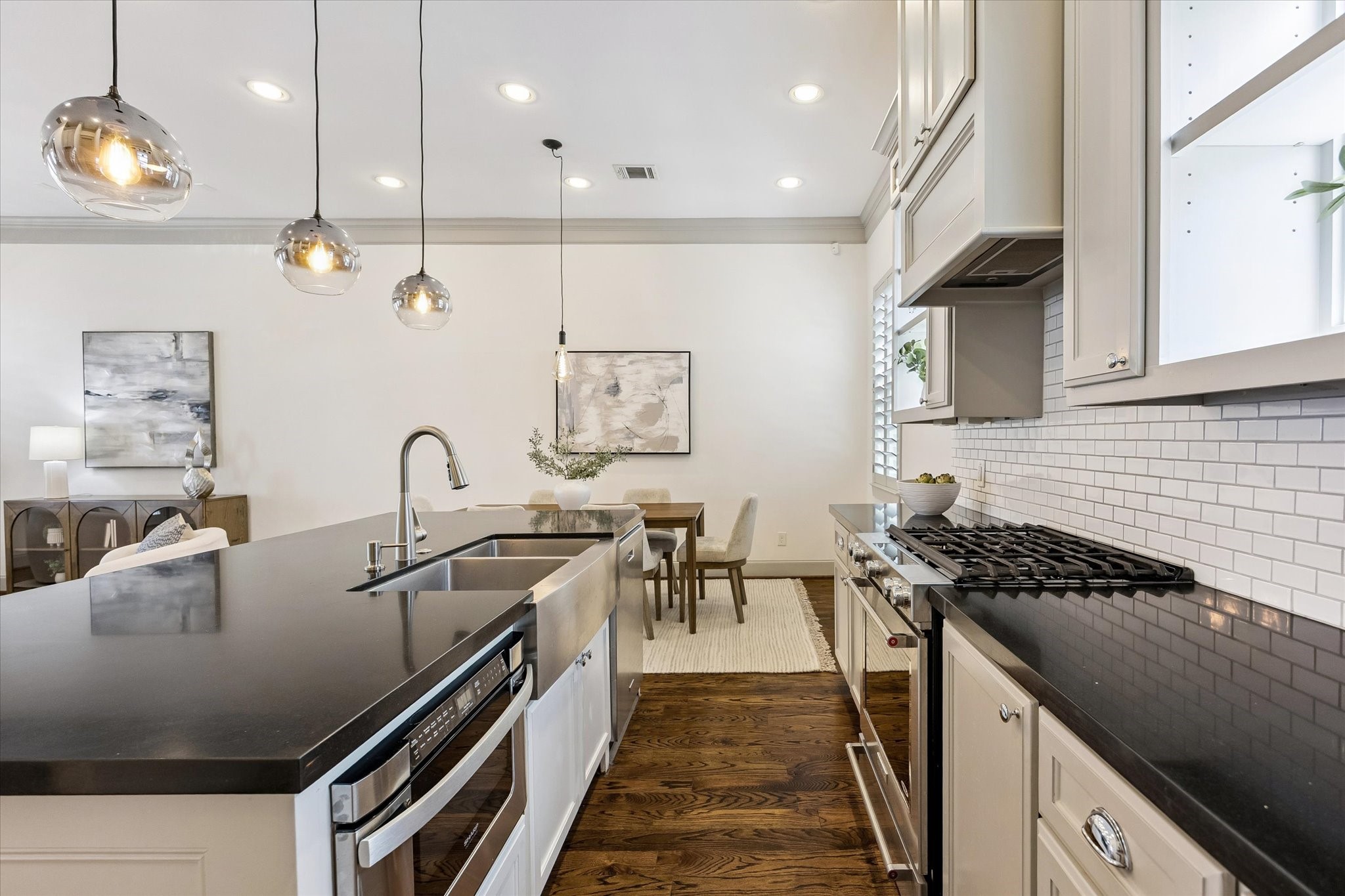 548 Allston Street Property Photo 14