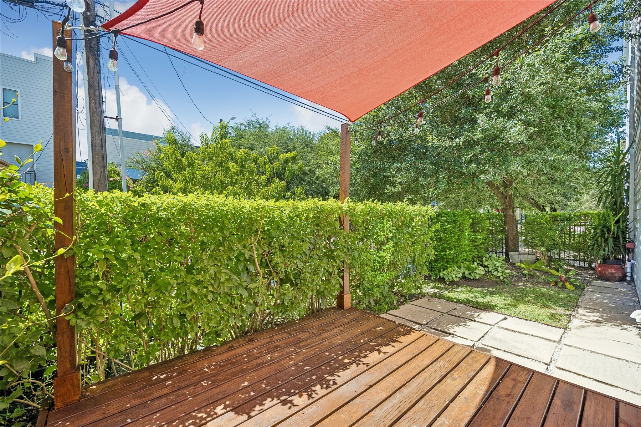 548 Allston Street Property Photo 33