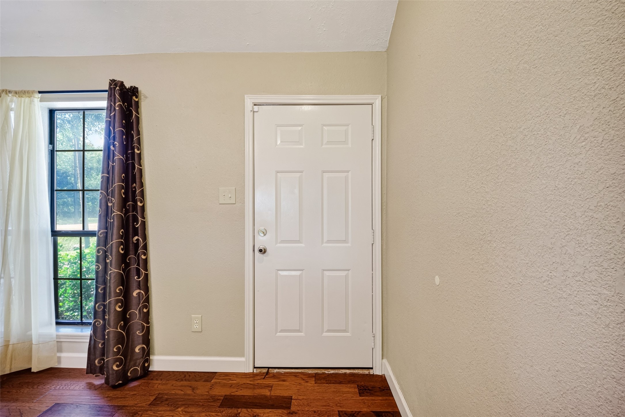 2914 County Road 855b Property Photo 3