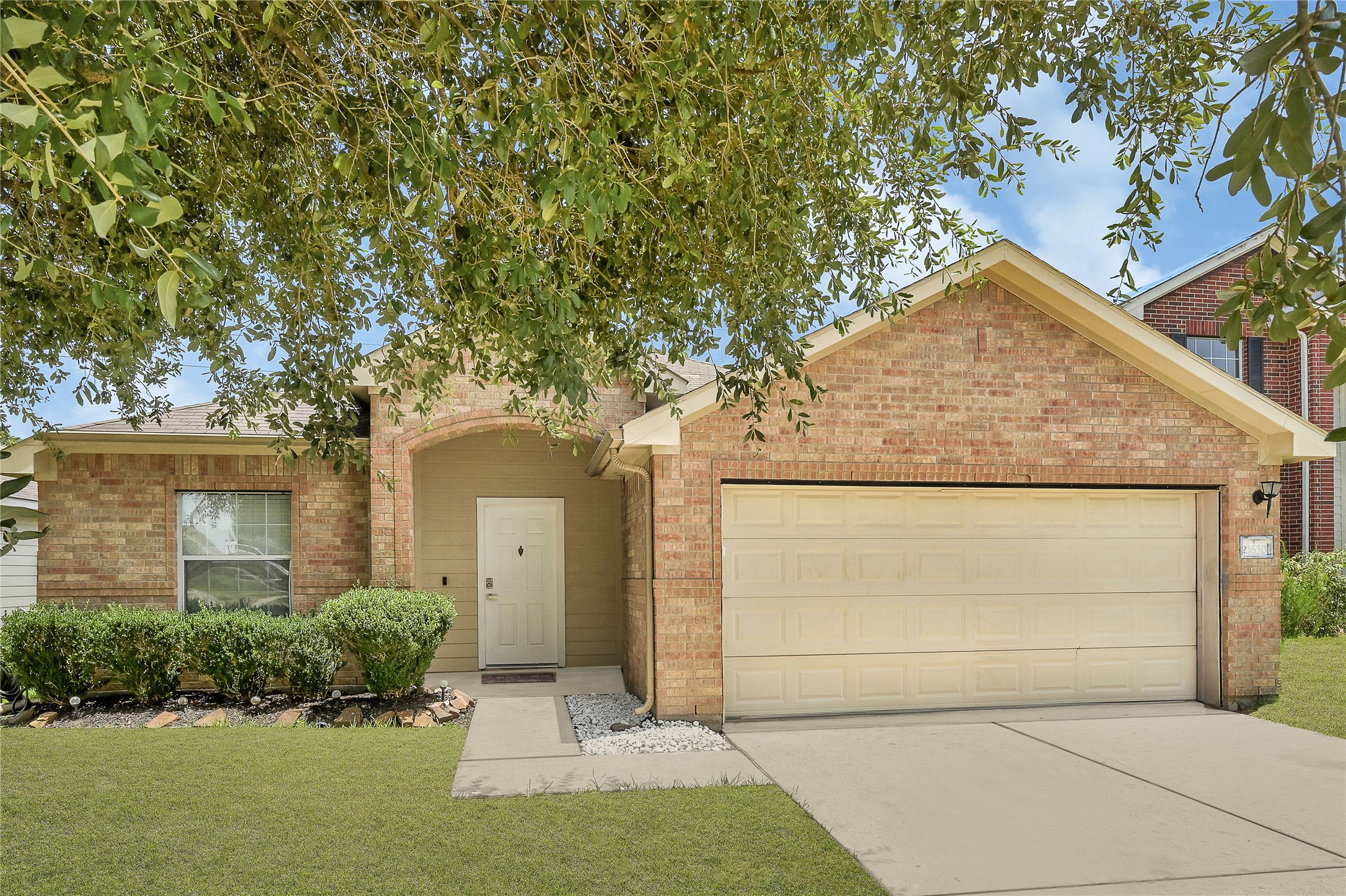 21630 Trilby Way Property Photo 2