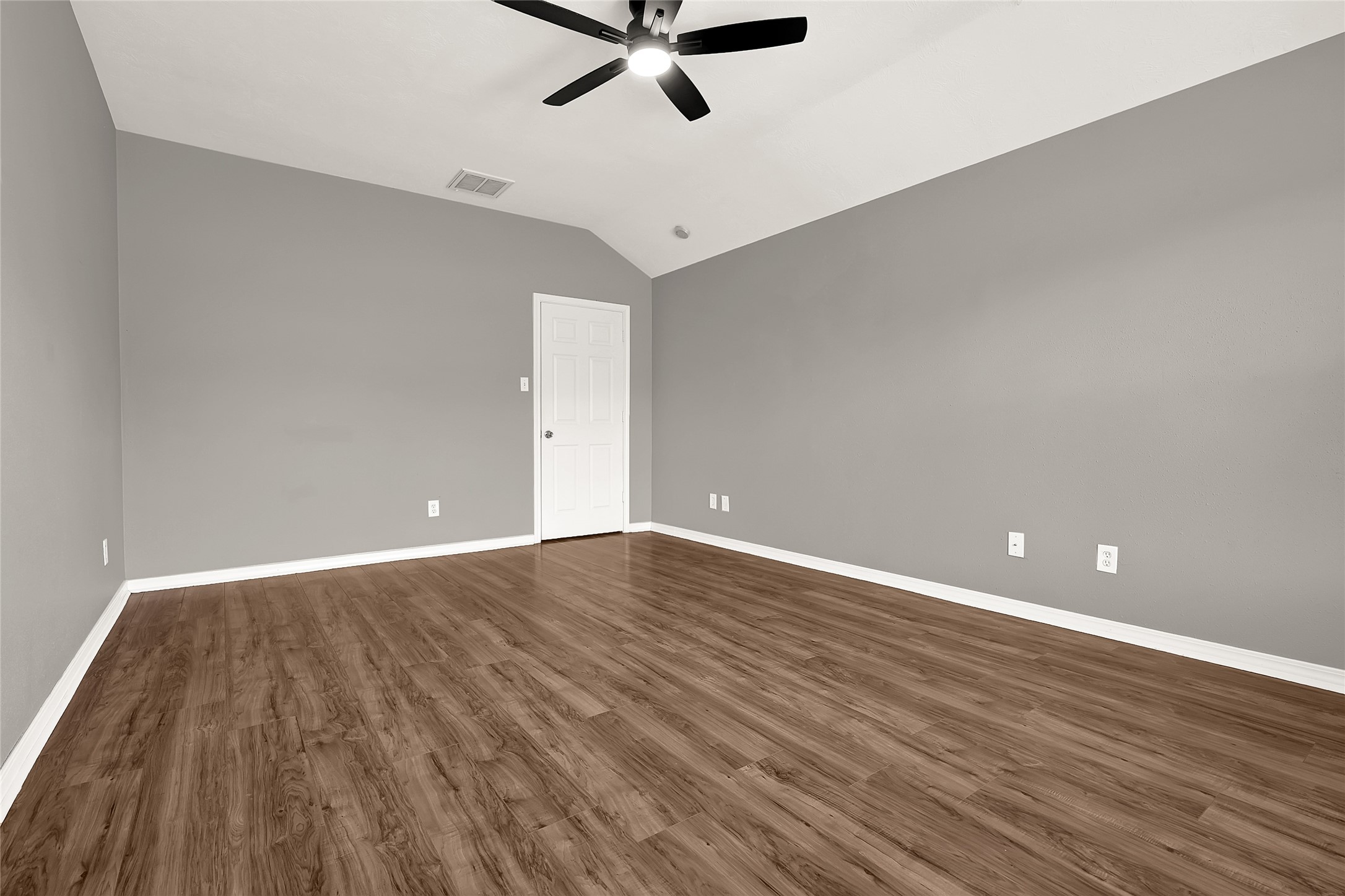21630 Trilby Way Property Photo 14