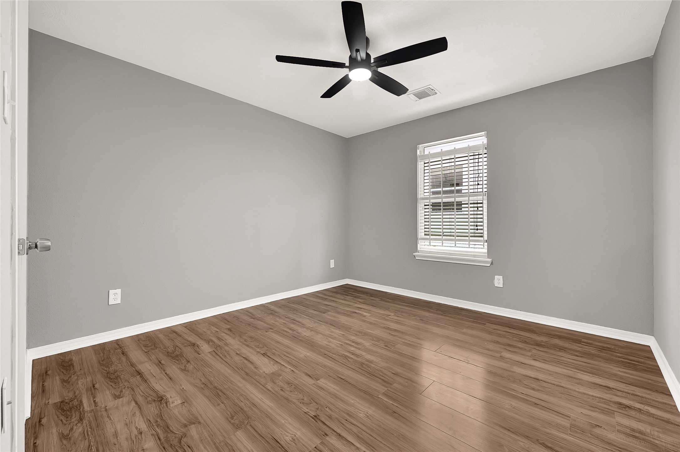 21630 Trilby Way Property Photo 23