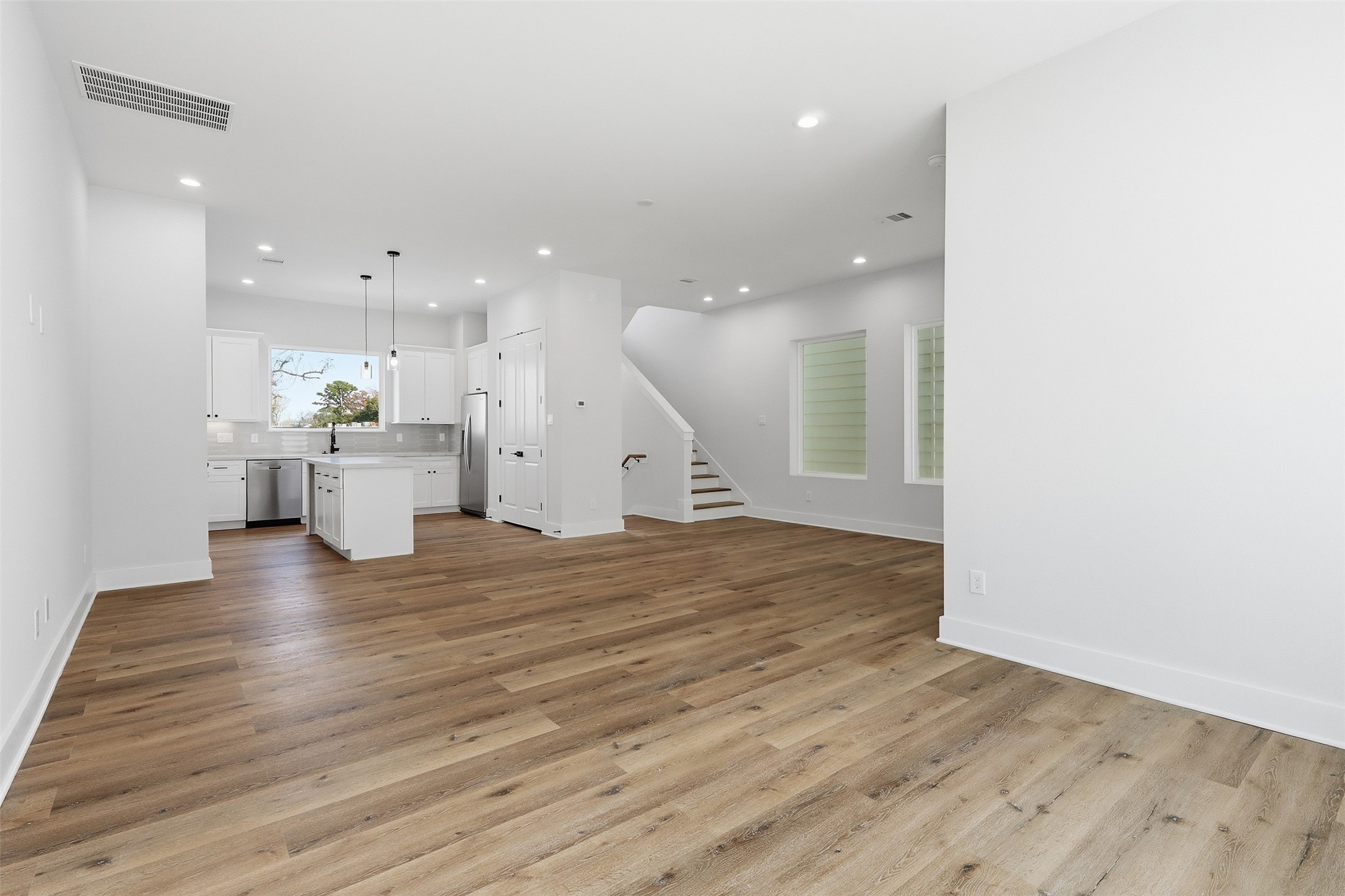 9405 Hammerly Boulevard B Property Photo 13
