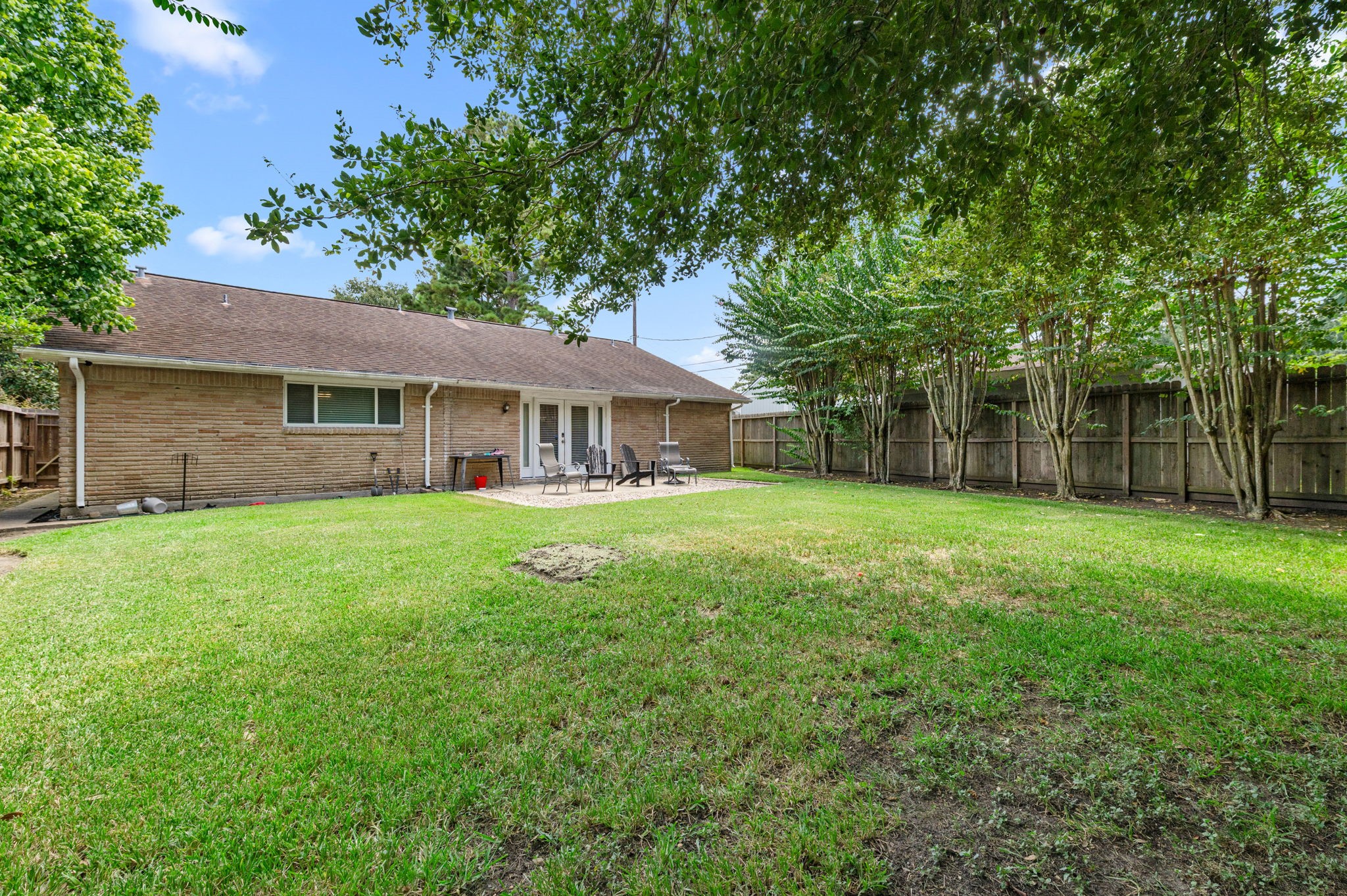 11910 Mullins Drive Property Photo 24