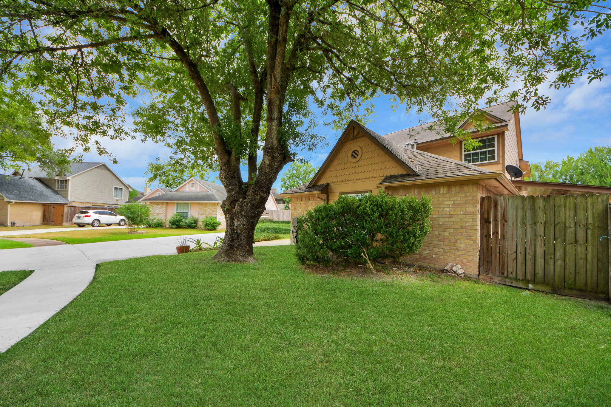 12303 Gambit Dr Property Photo 4