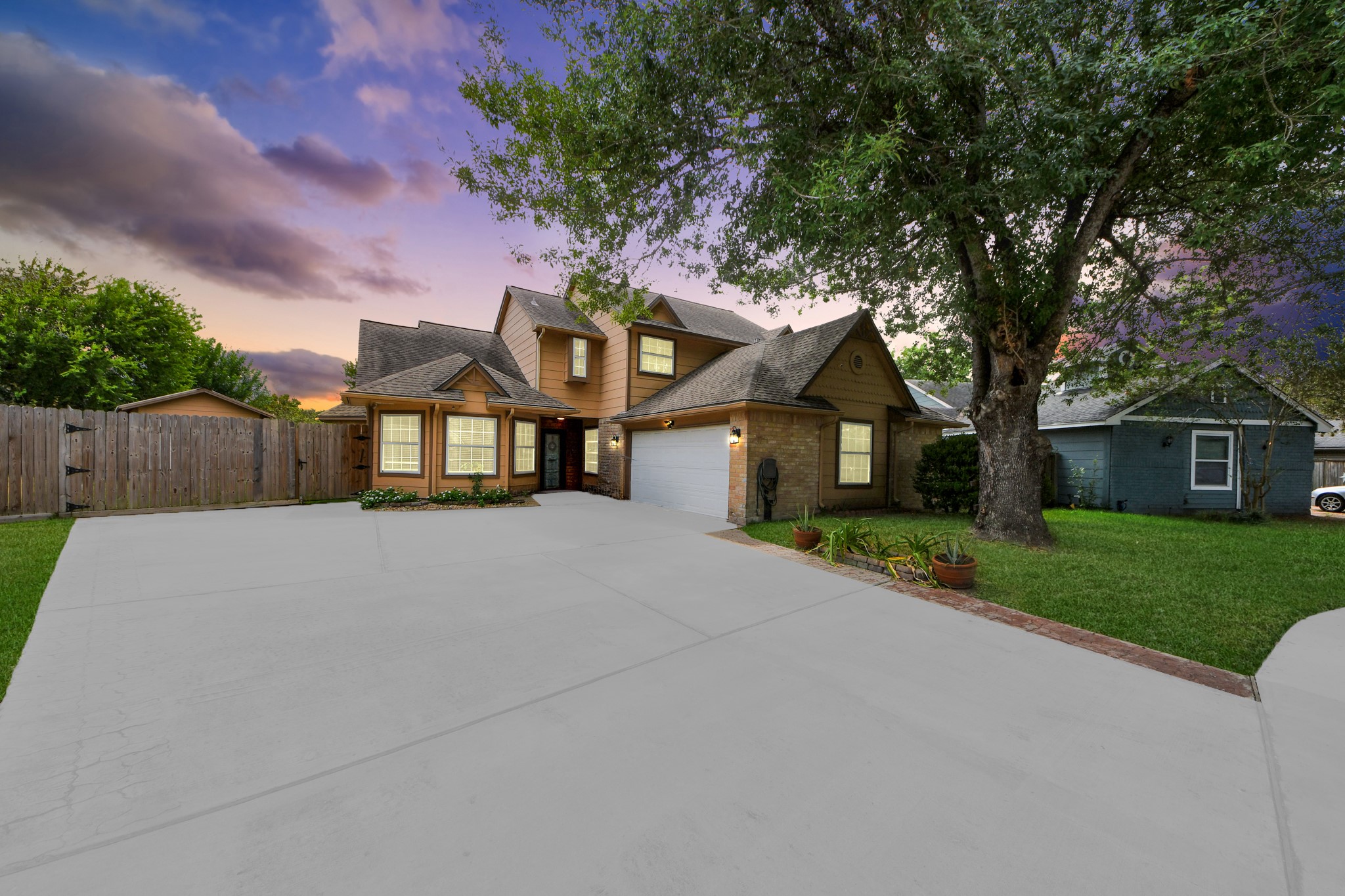 12303 Gambit Dr Property Photo 5