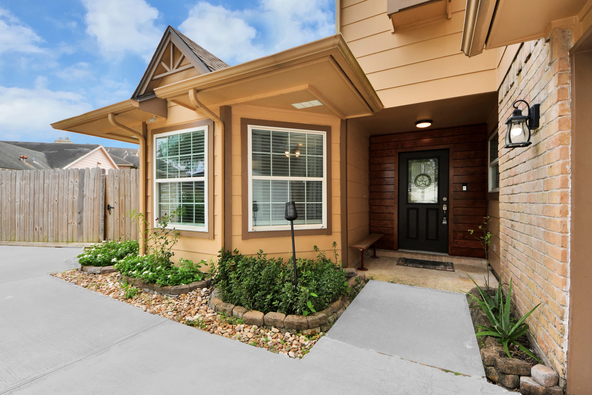 12303 Gambit Dr Property Photo 7