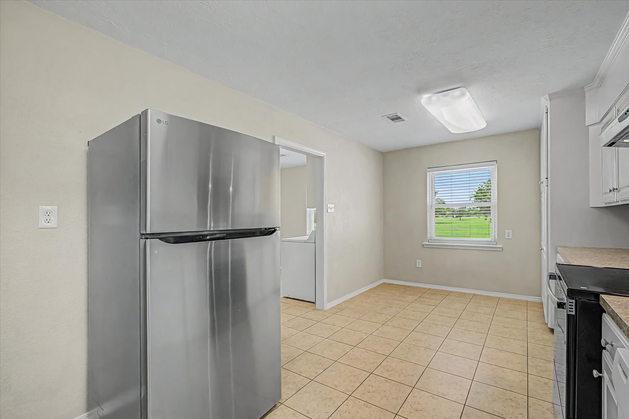 827 Pickney Avenue Property Photo 16