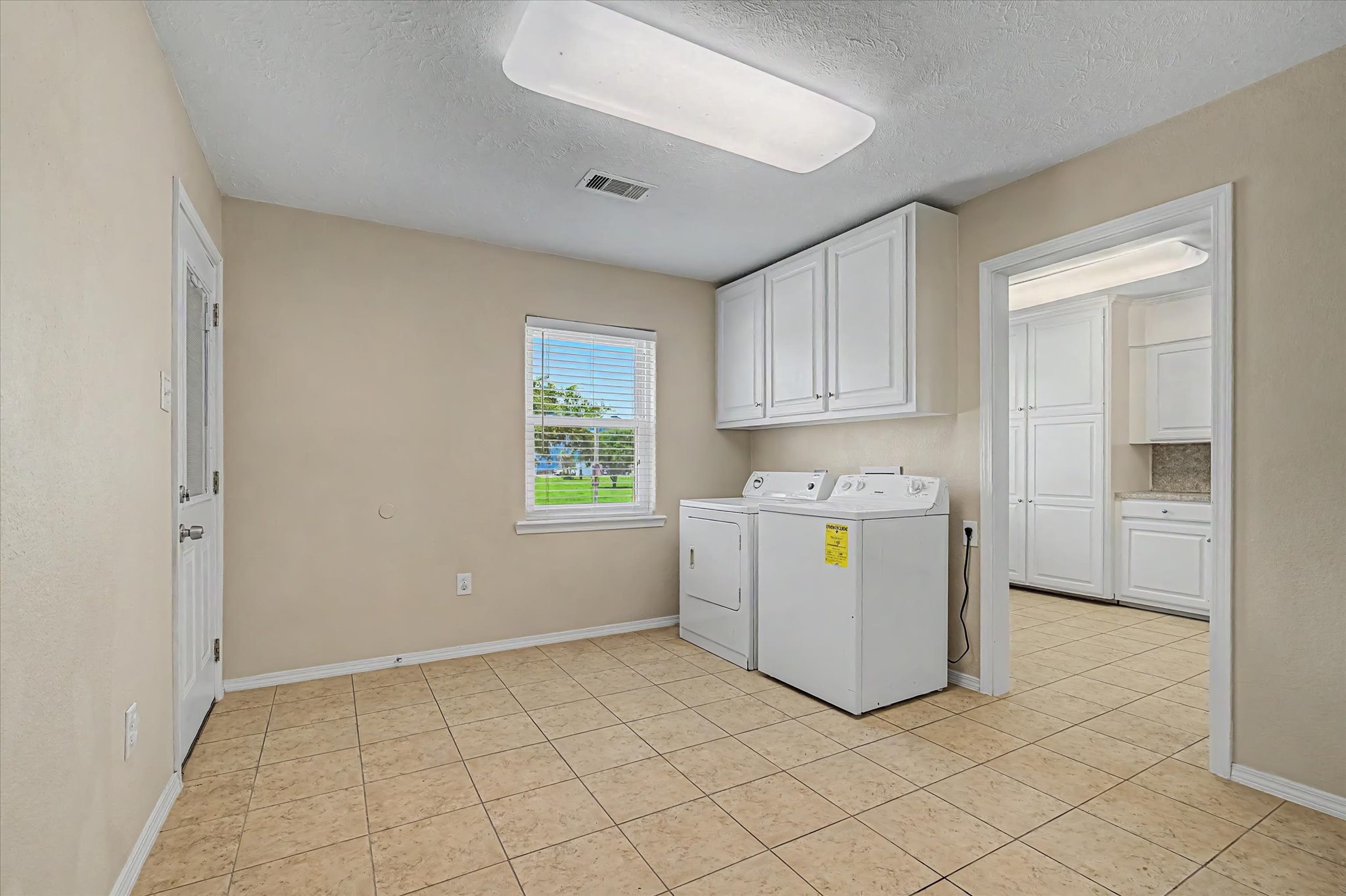 827 Pickney Avenue Property Photo 33