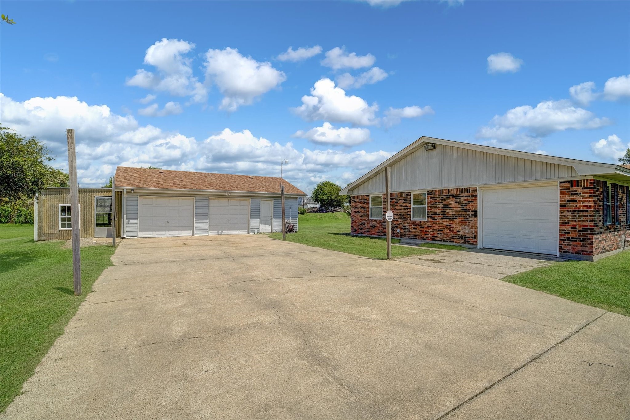 827 Pickney Avenue Property Photo 39