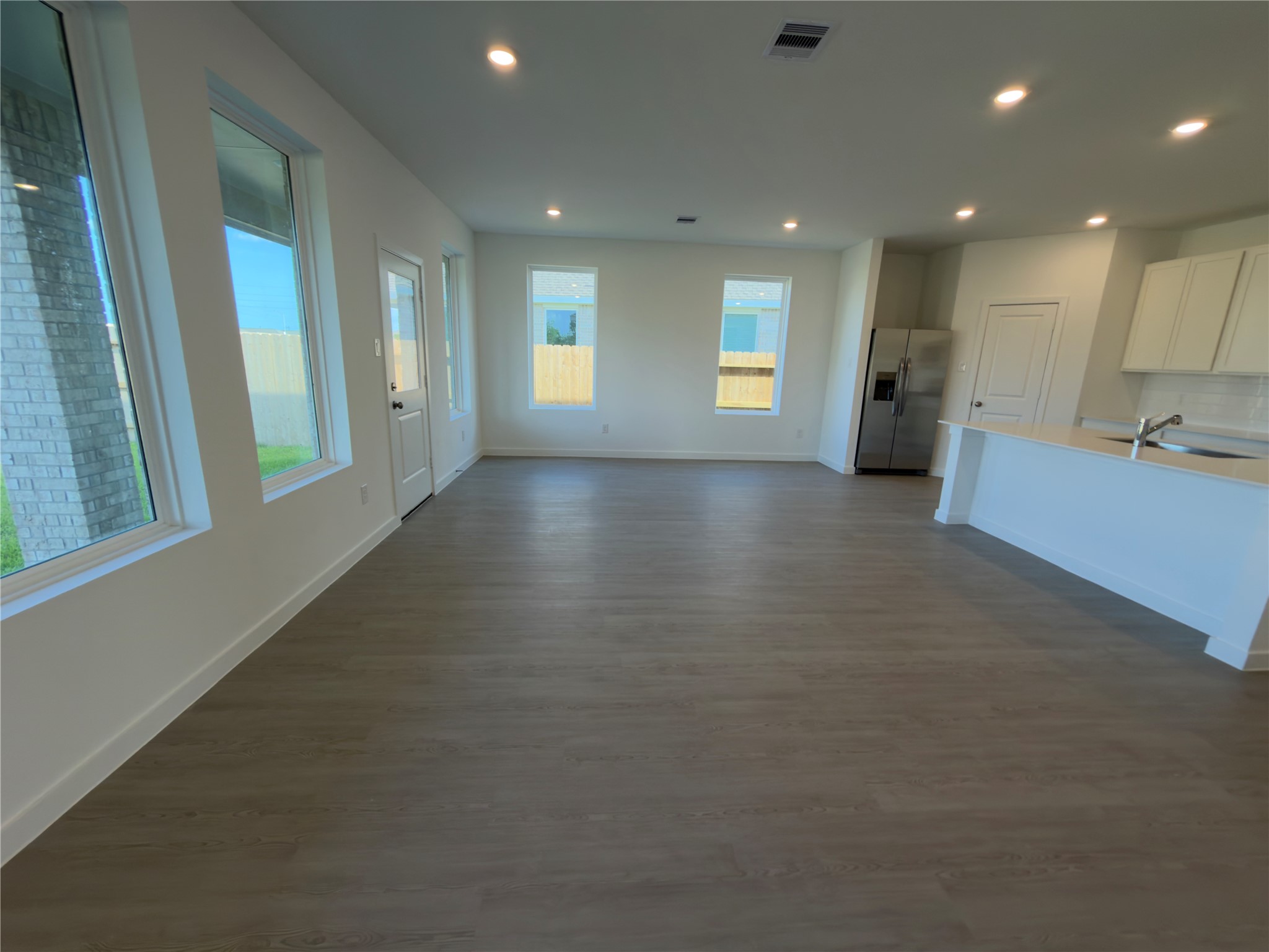 7919 Evening Emerald Drive Property Photo 10