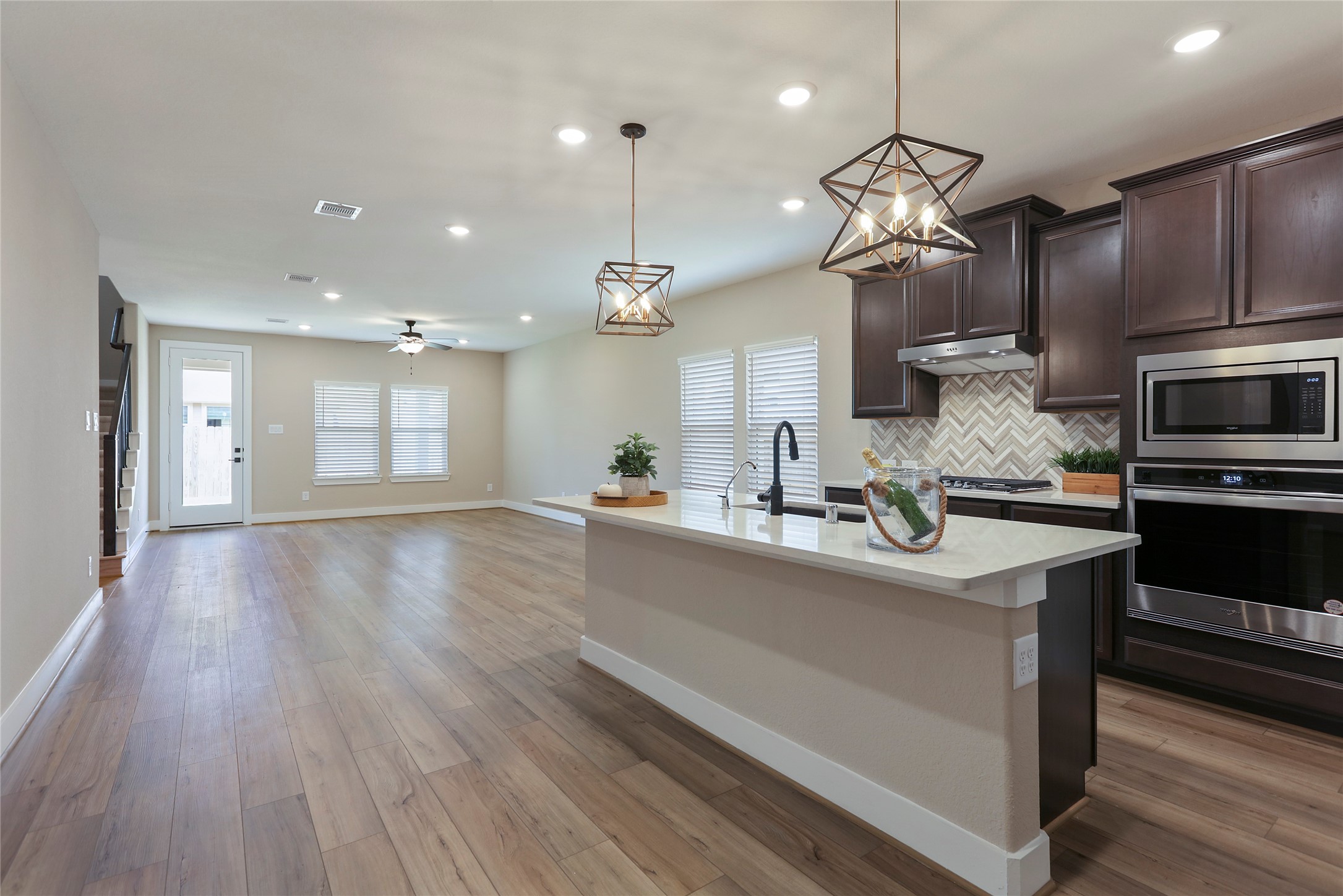 2013 Woodland Pine Court Property Photo 4
