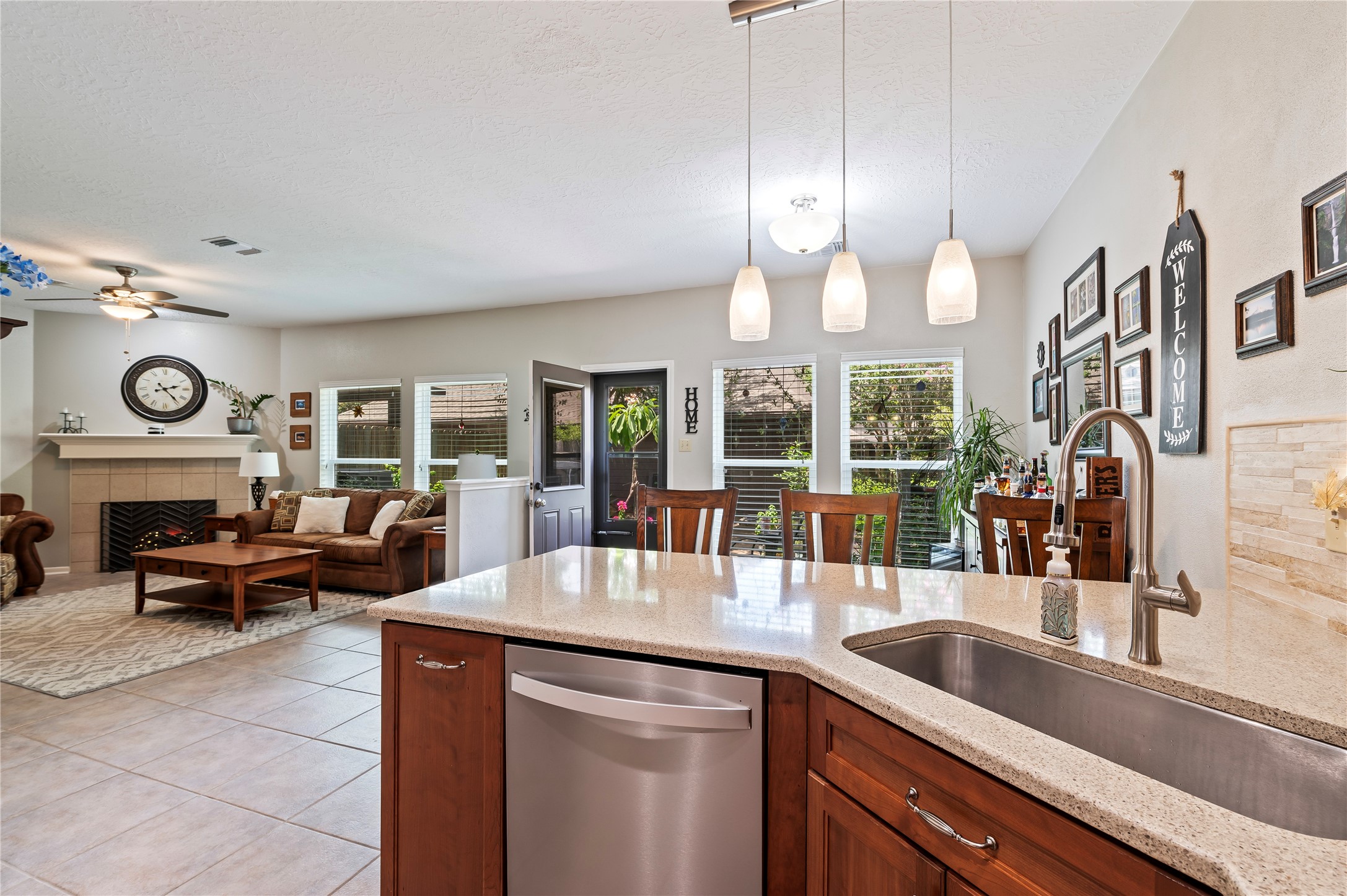 2106 Gemini Street Property Photo 11